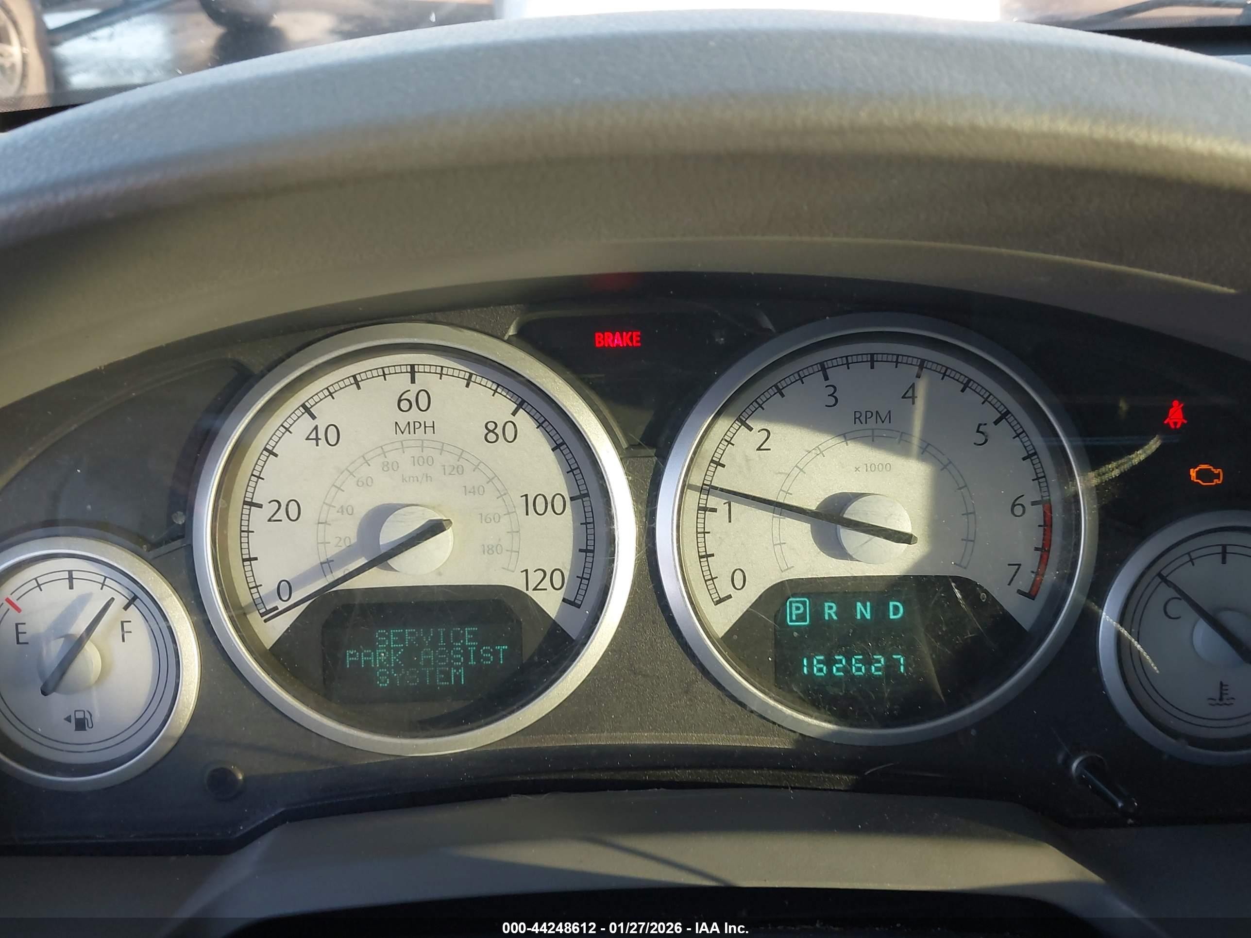 CHRYSLER TOWN image 7
