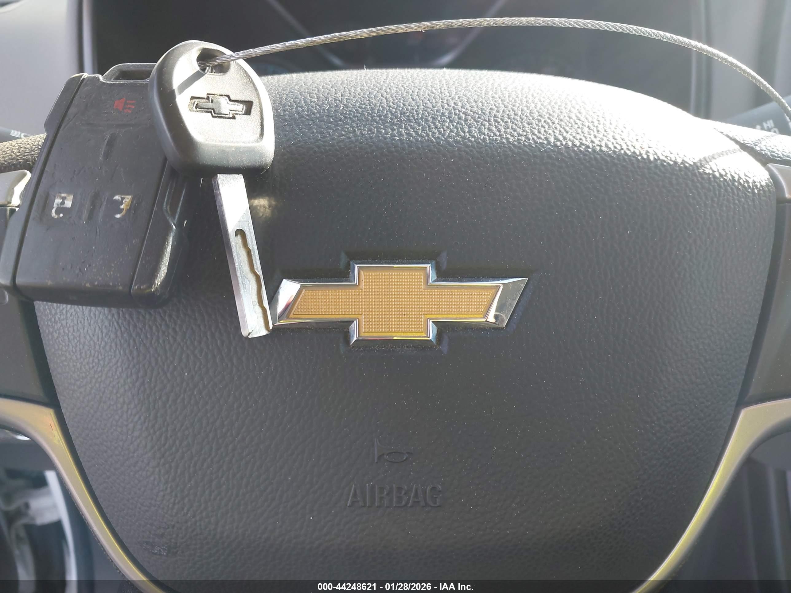 CHEVROLET COLORADO image 11