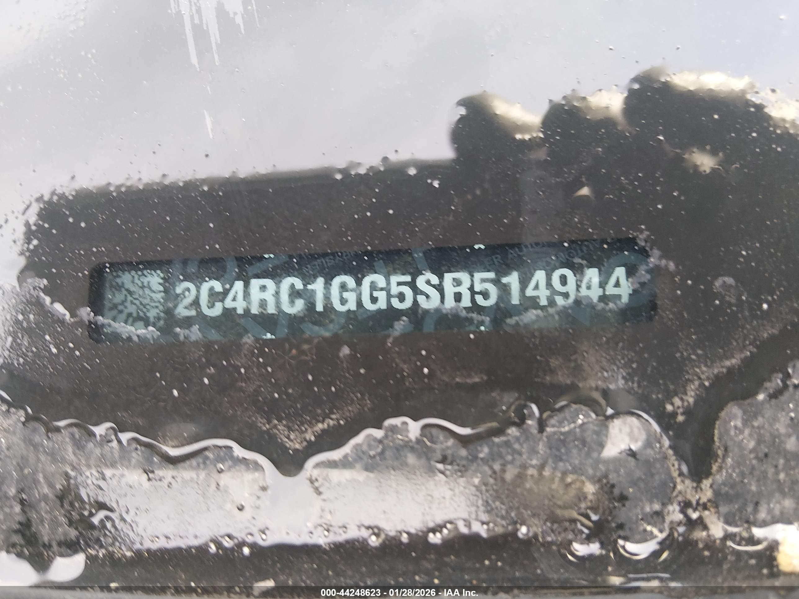 CHRYSLER PACIFICA image 9