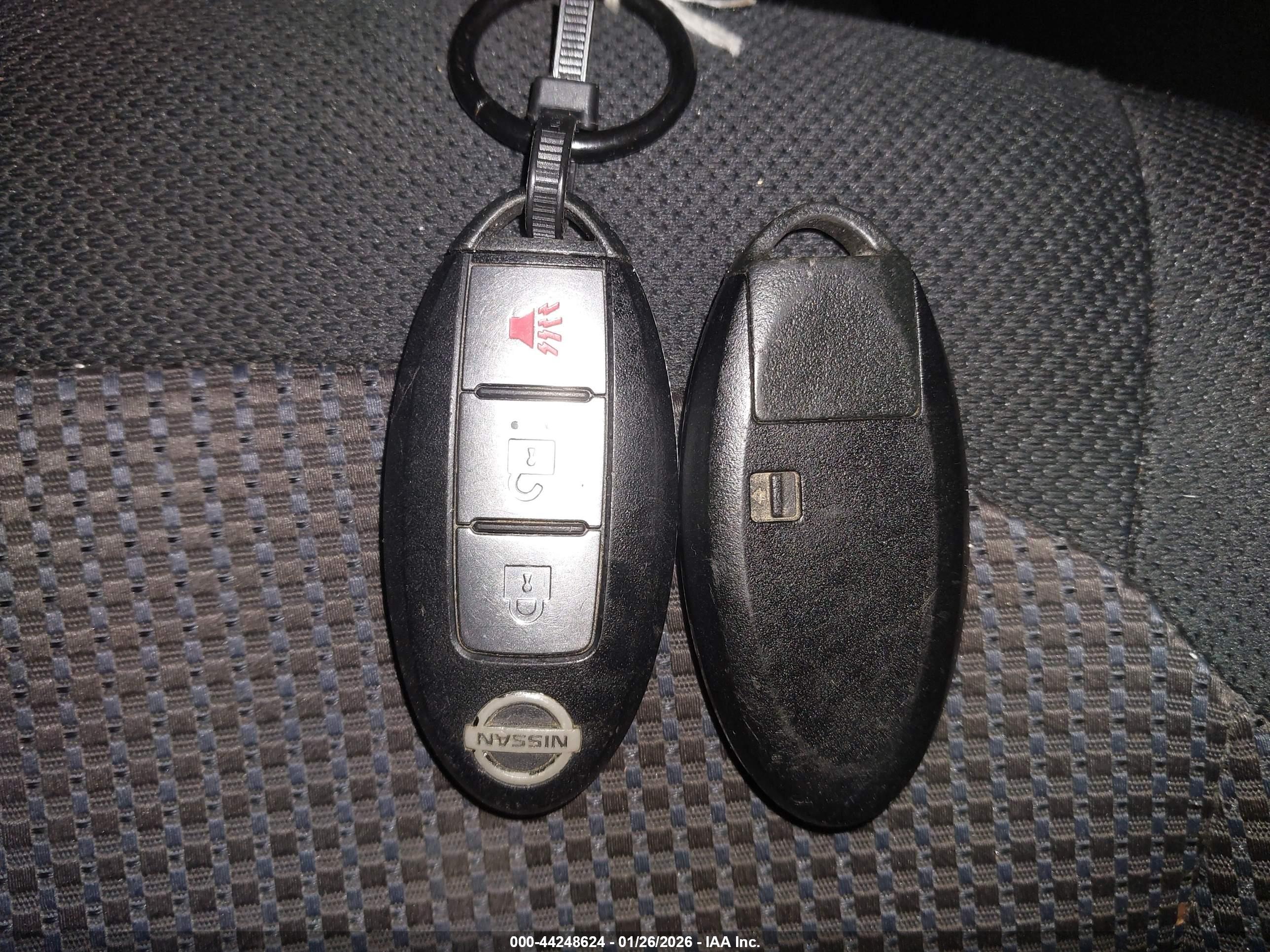 NISSAN ROGUE image 11