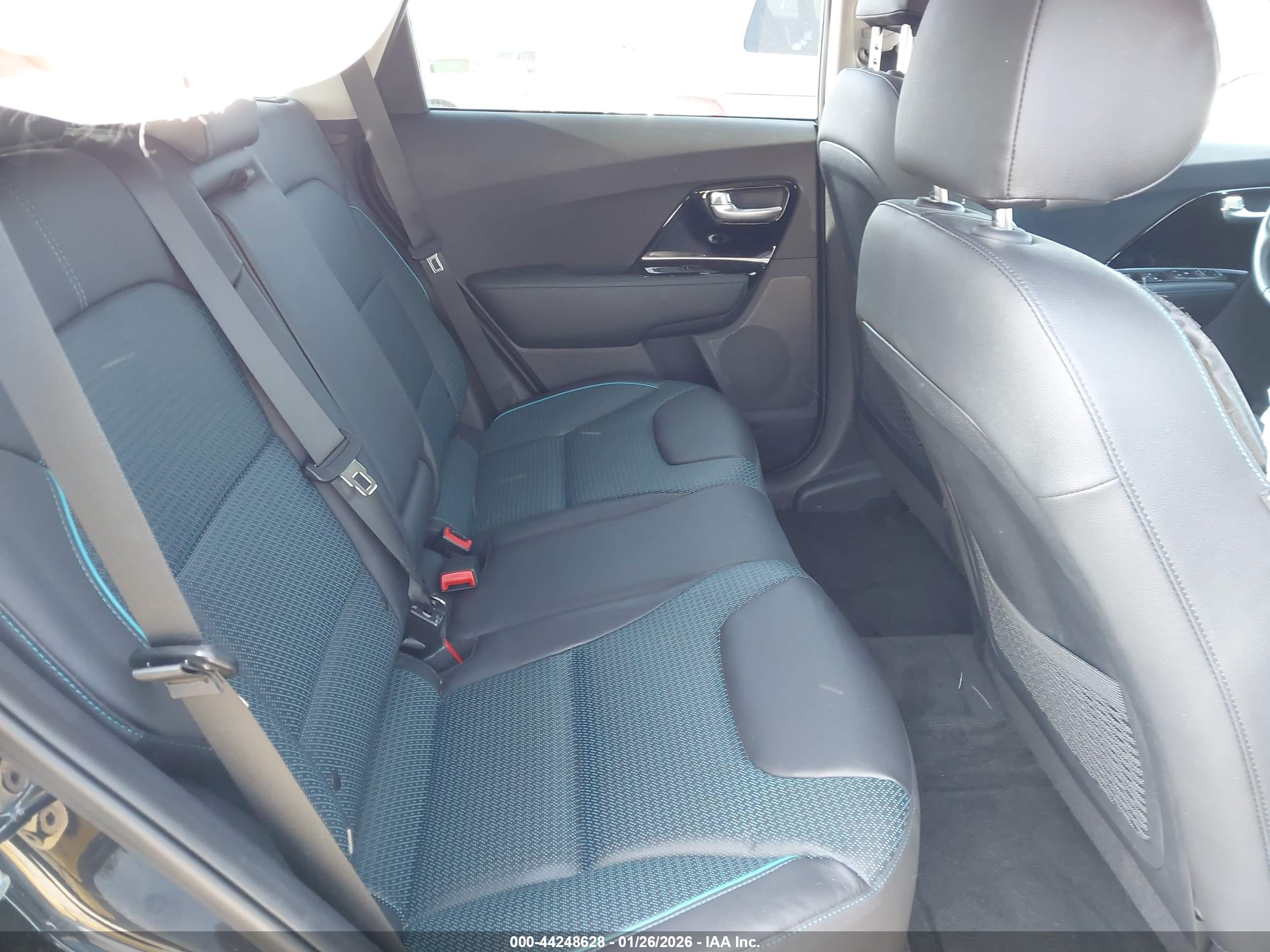 KIA NIRO image 8