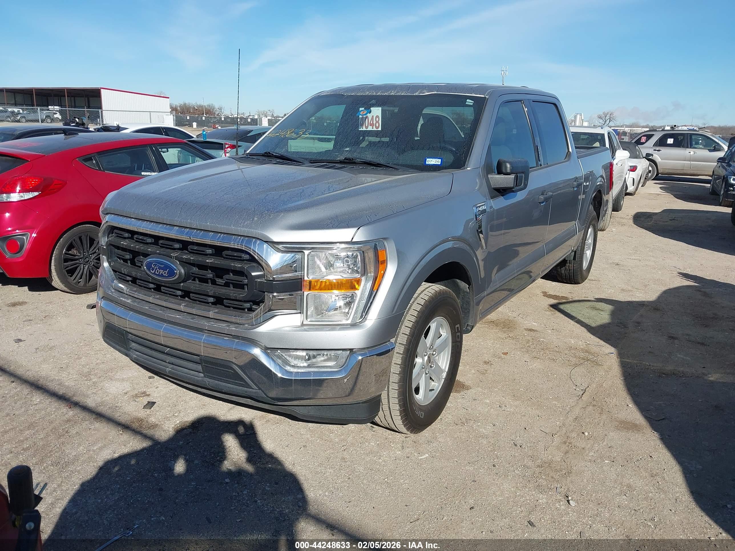 FORD F-150 image 2