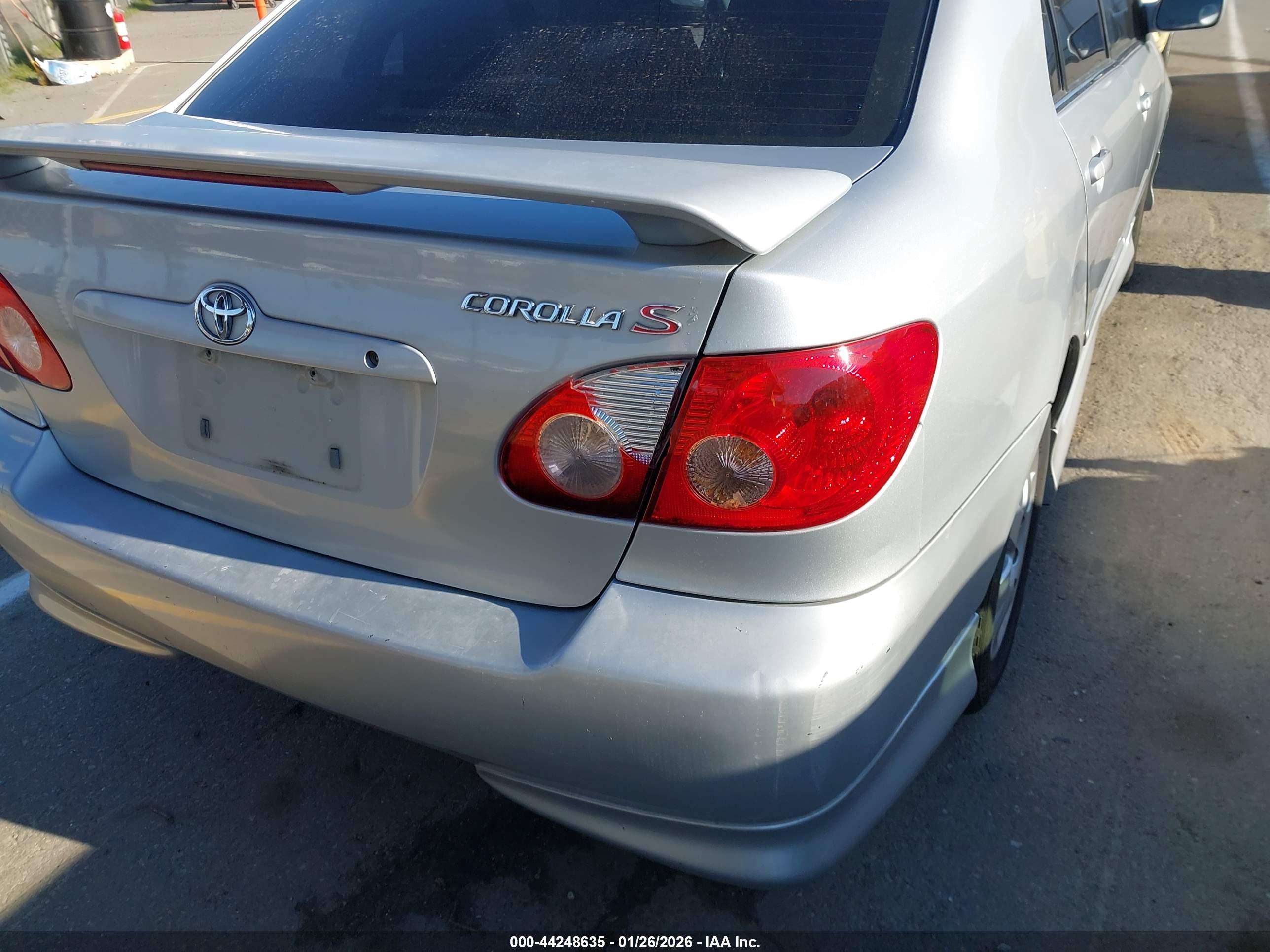 TOYOTA COROLLA image 6