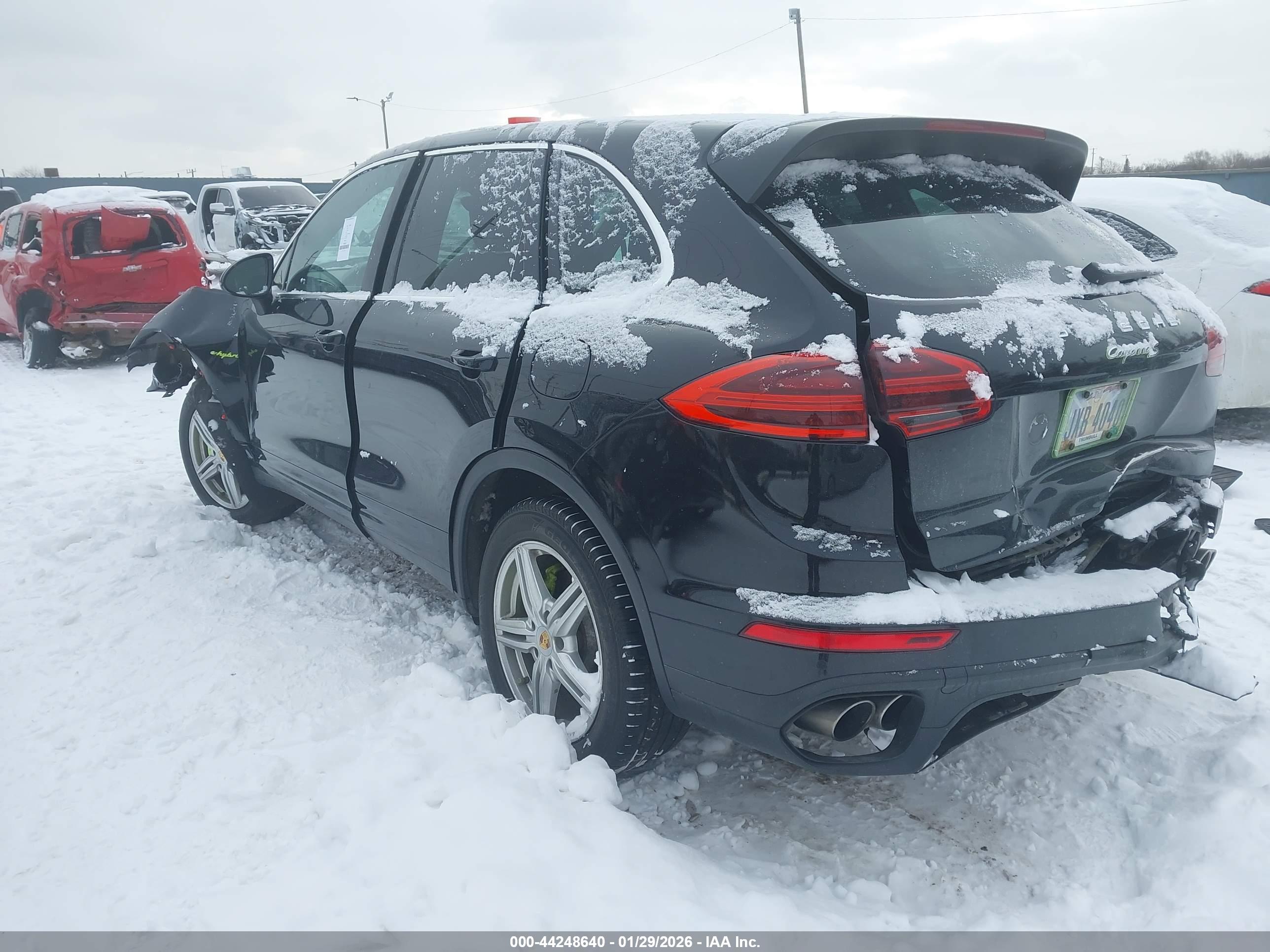 PORSCHE CAYENNE image 3
