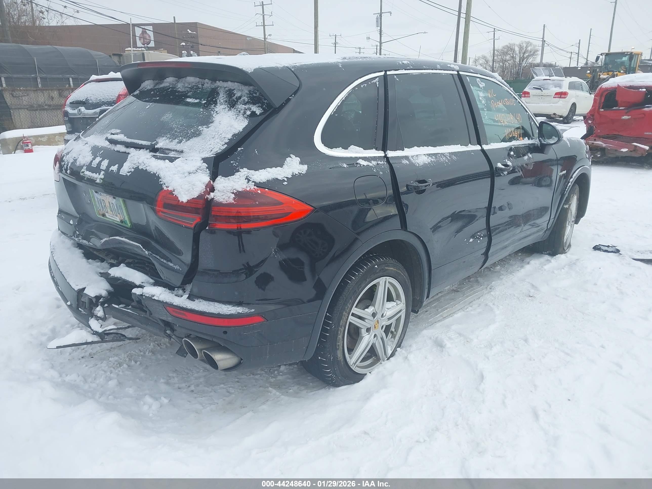 PORSCHE CAYENNE image 4