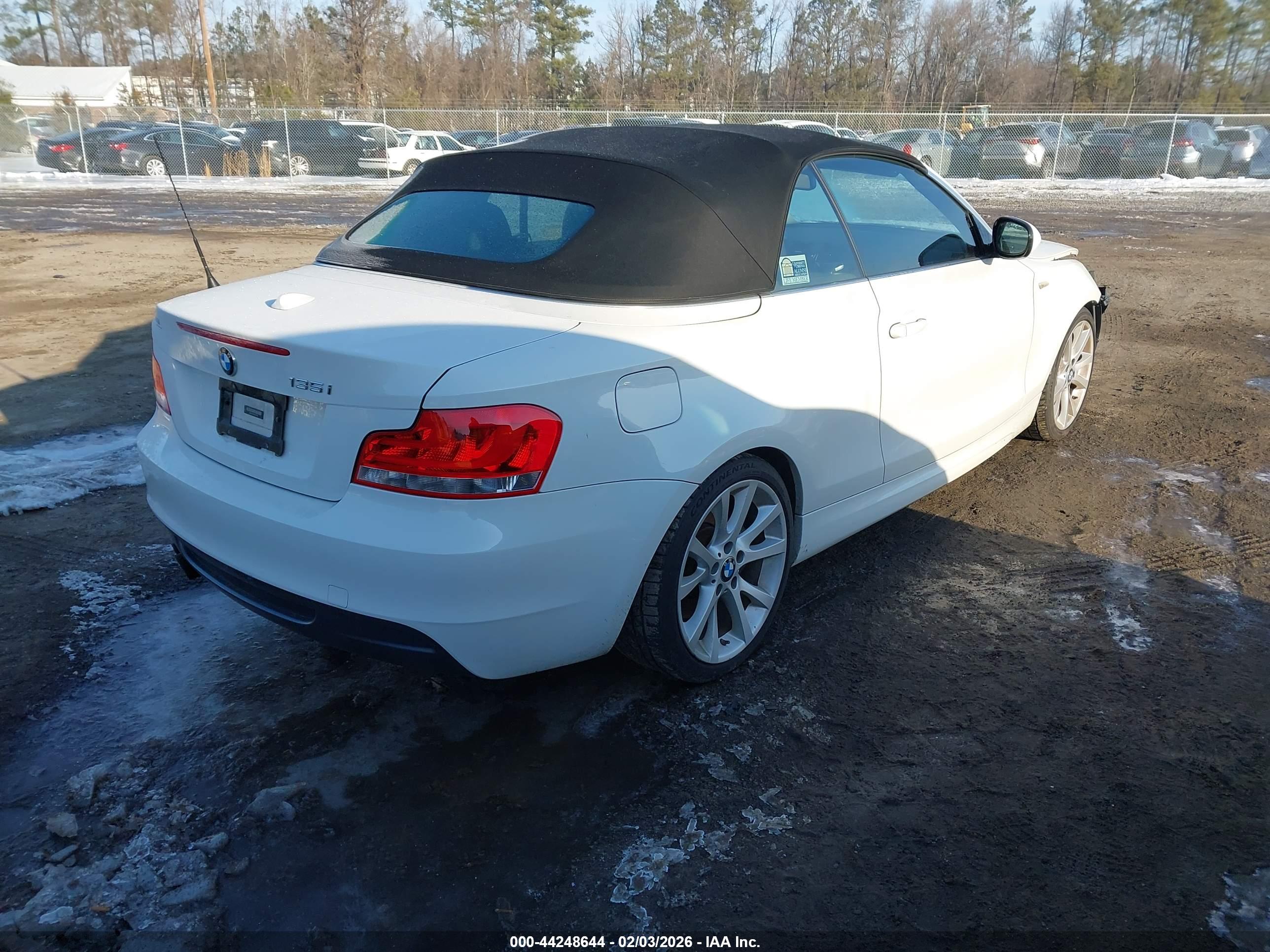 BMW 135I image 4