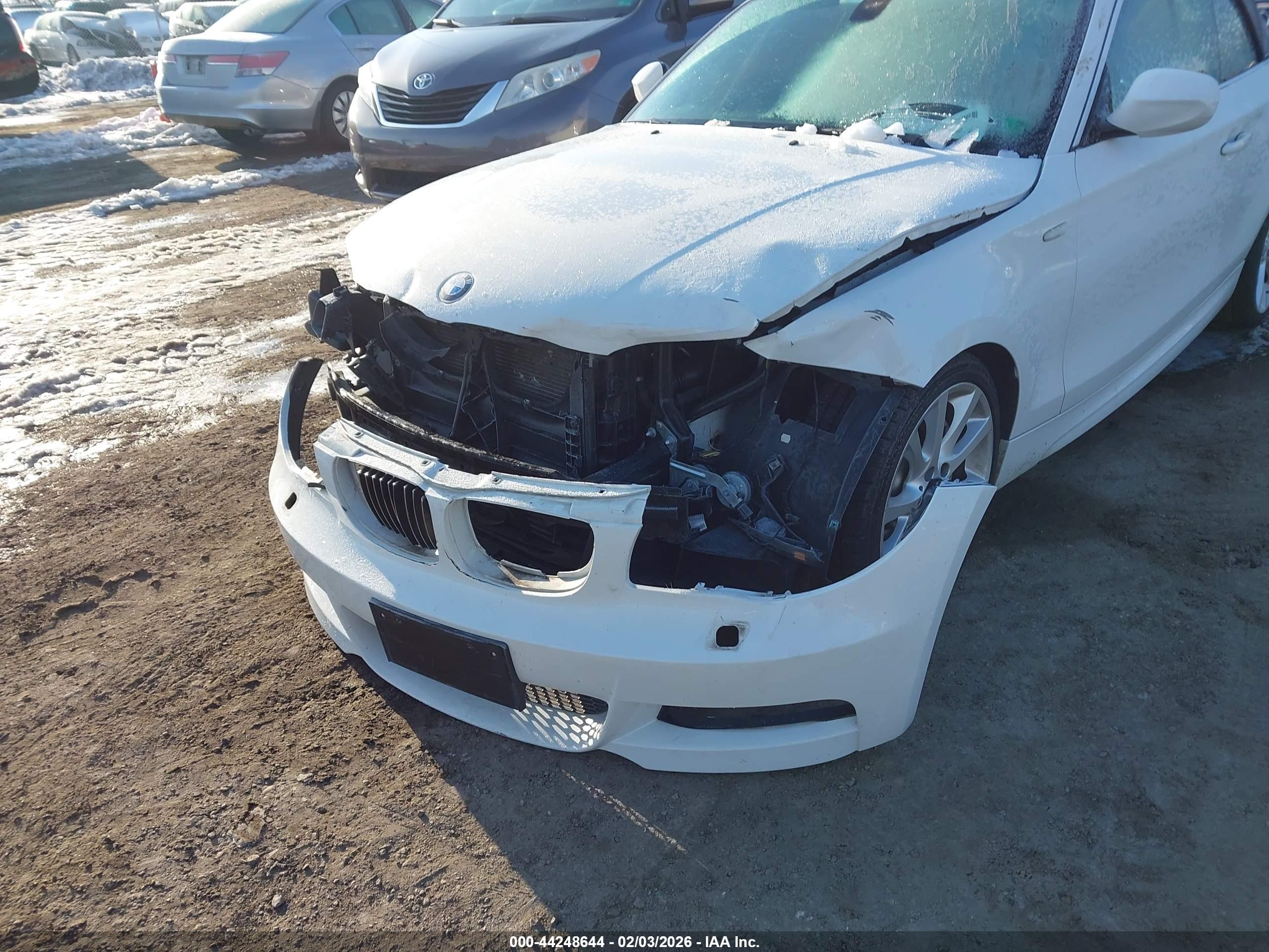 BMW 135I image 6