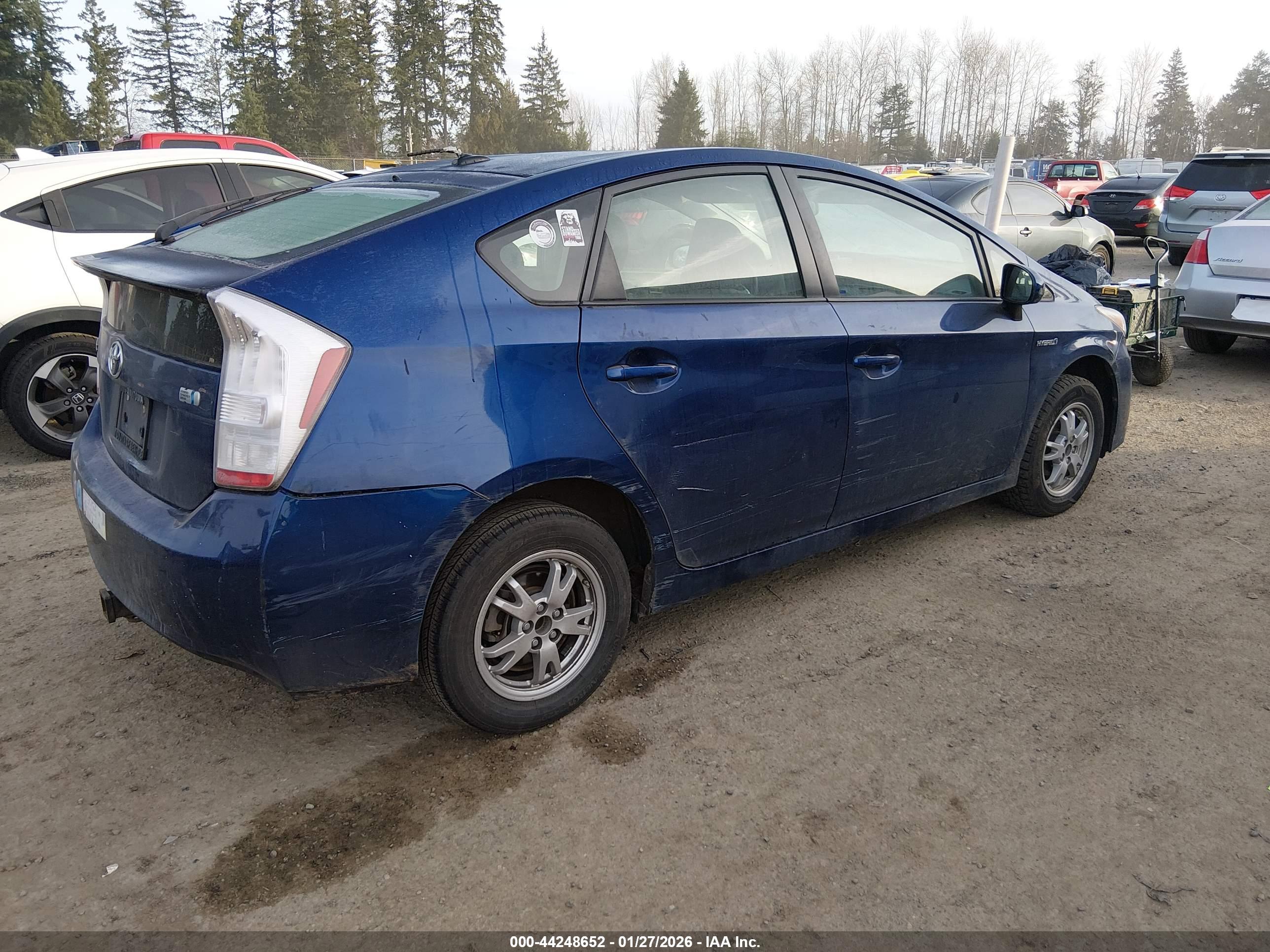TOYOTA PRIUS image 4