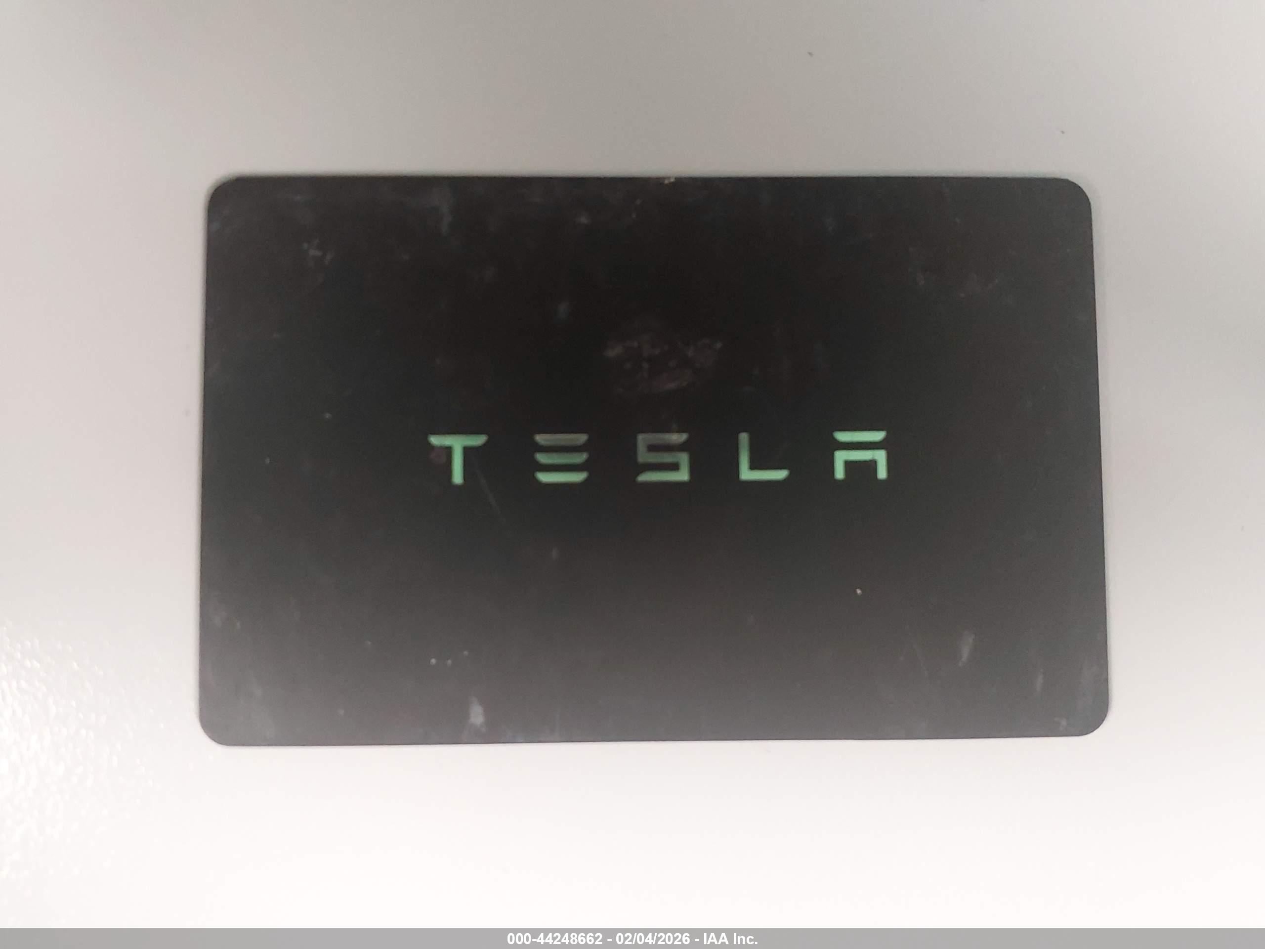 TESLA MODEL image 11