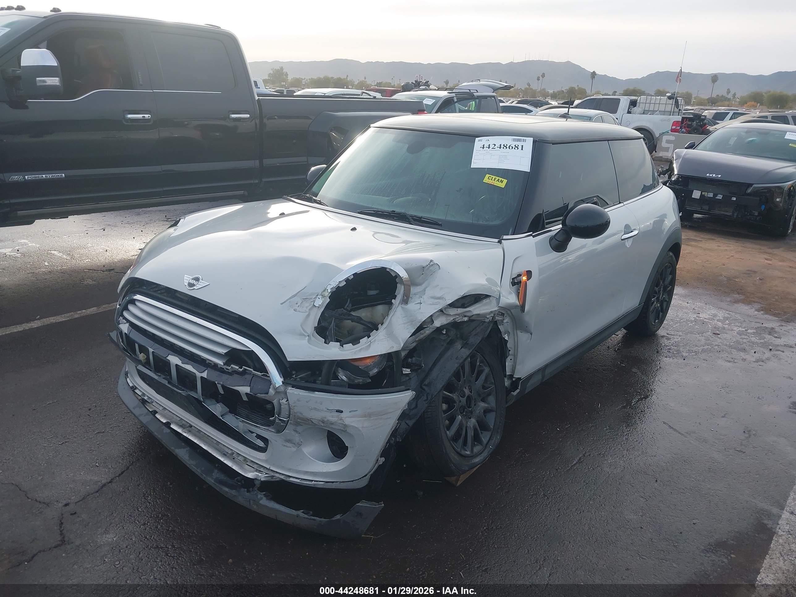 MINI HARDTOP image 2