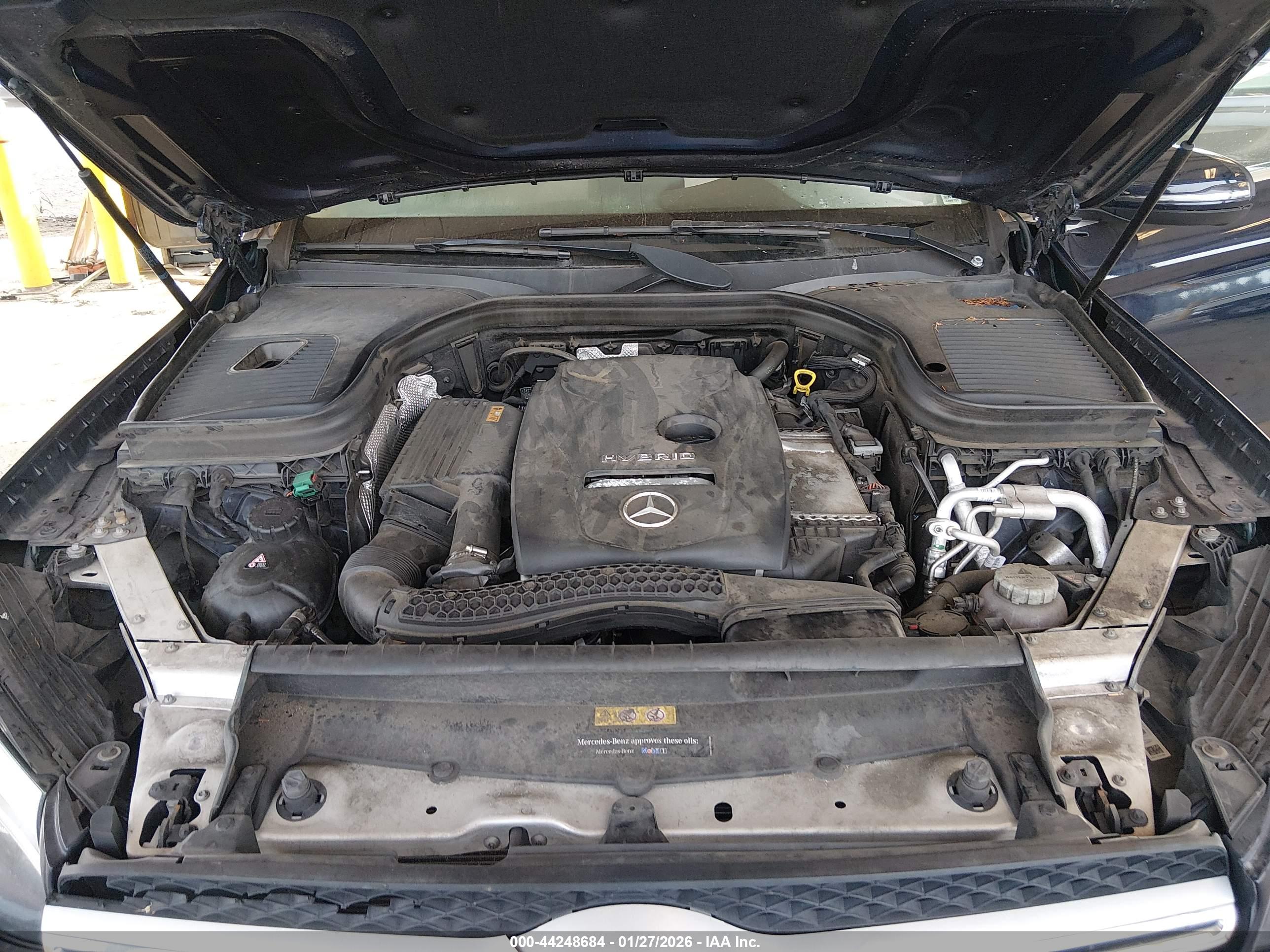 MERCEDES-BENZ GLC image 10