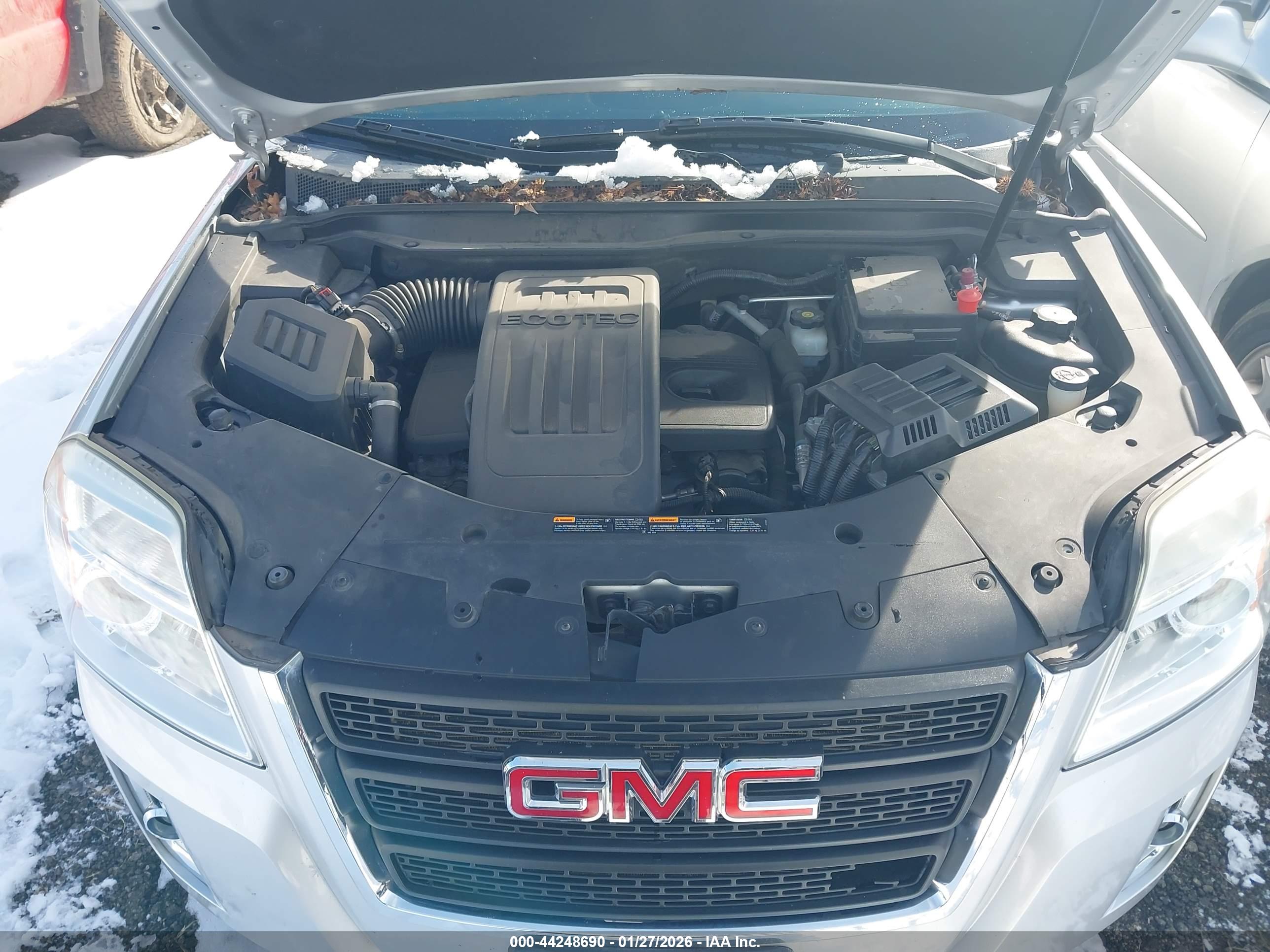 GMC TERRAIN image 10