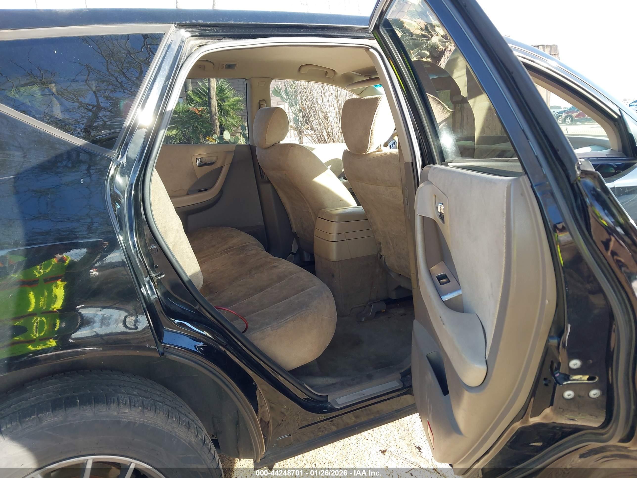 NISSAN MURANO image 8