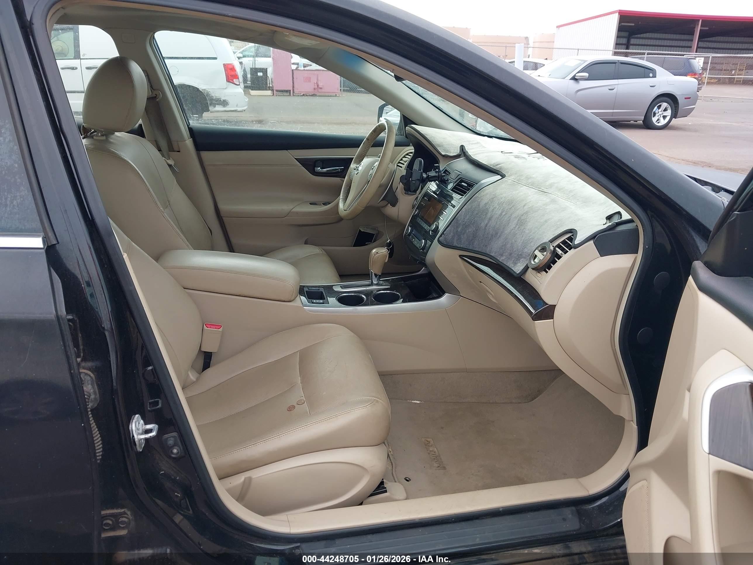 NISSAN ALTIMA image 5