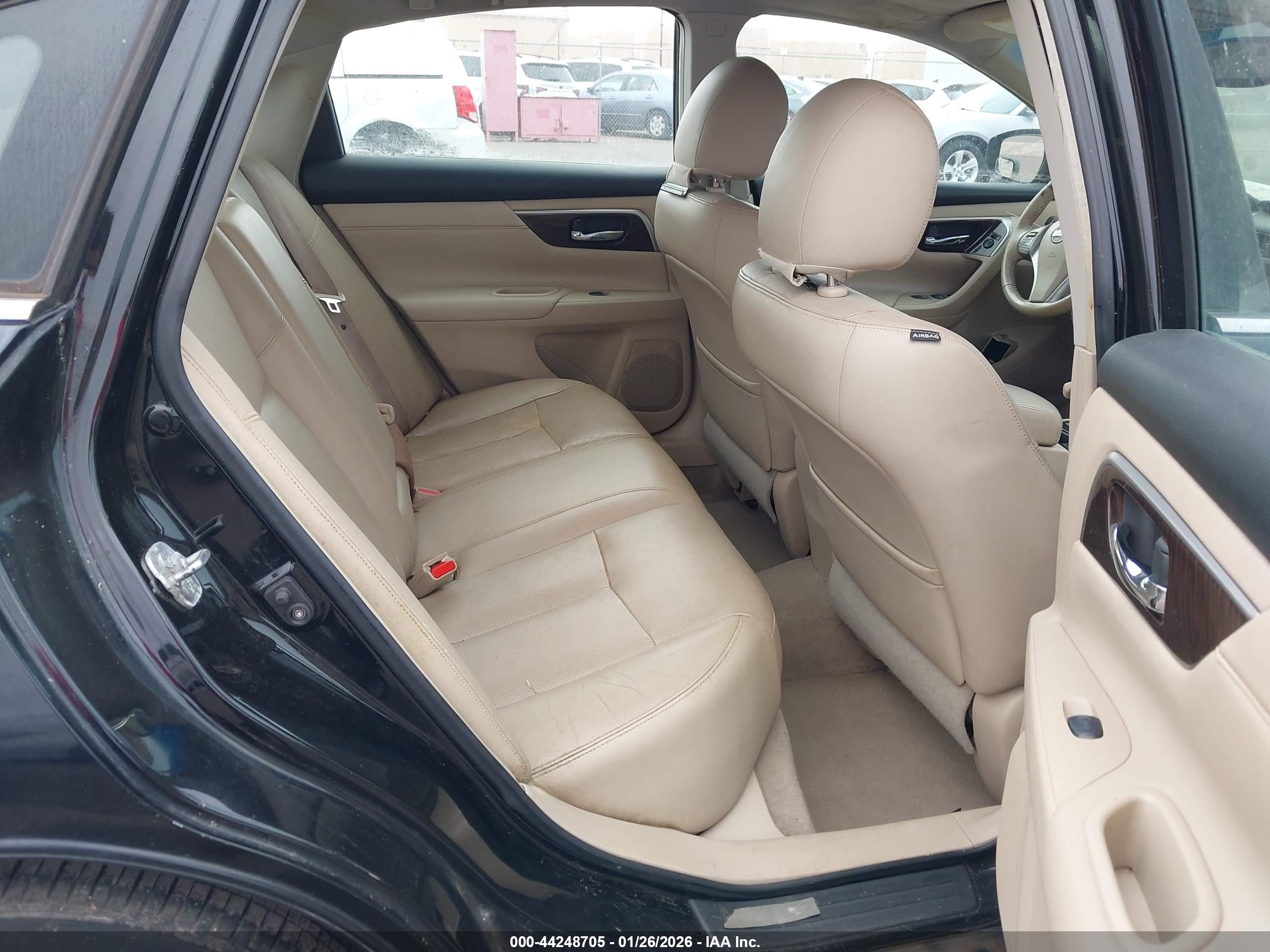 NISSAN ALTIMA image 8
