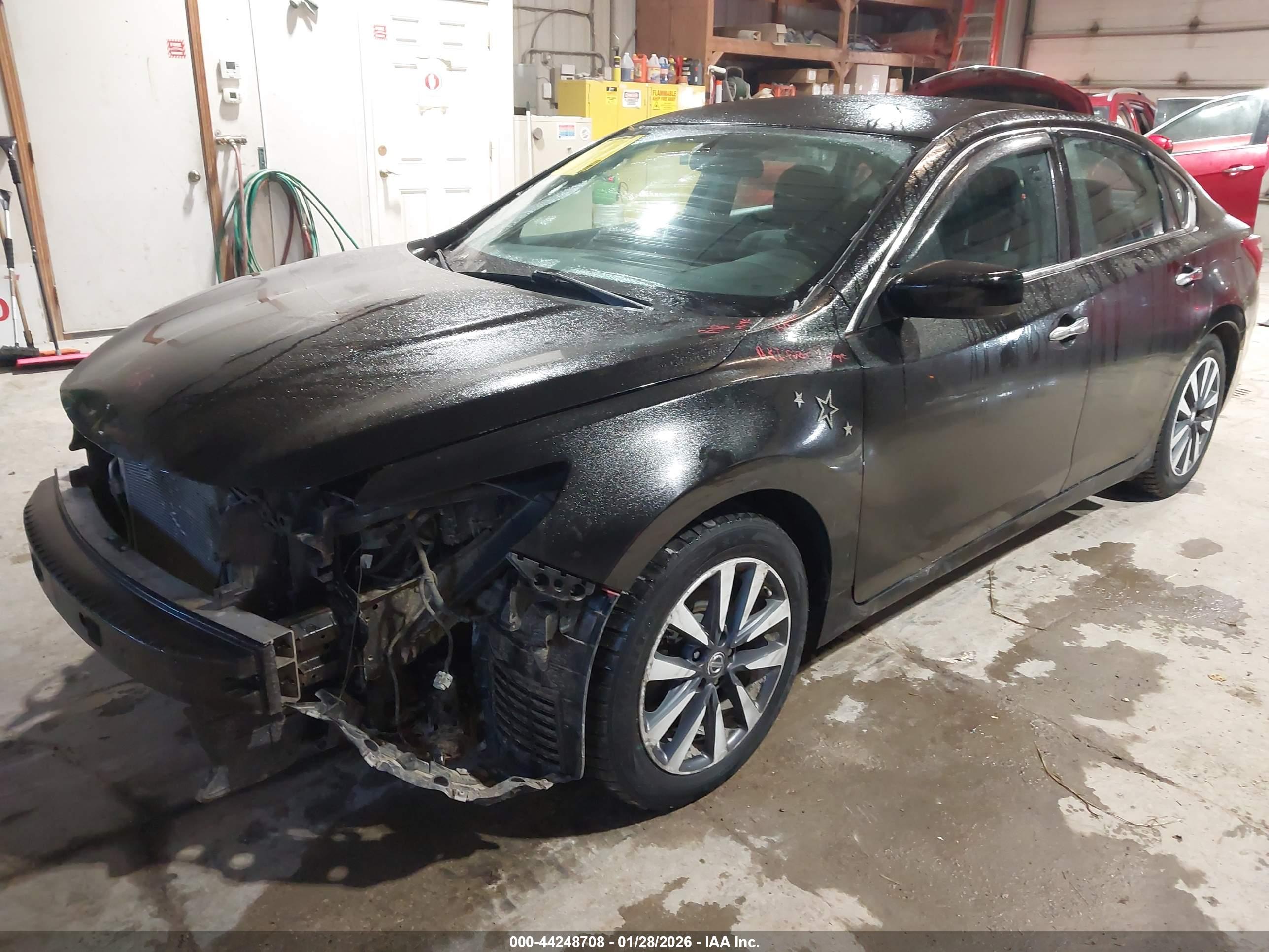 NISSAN ALTIMA image 2