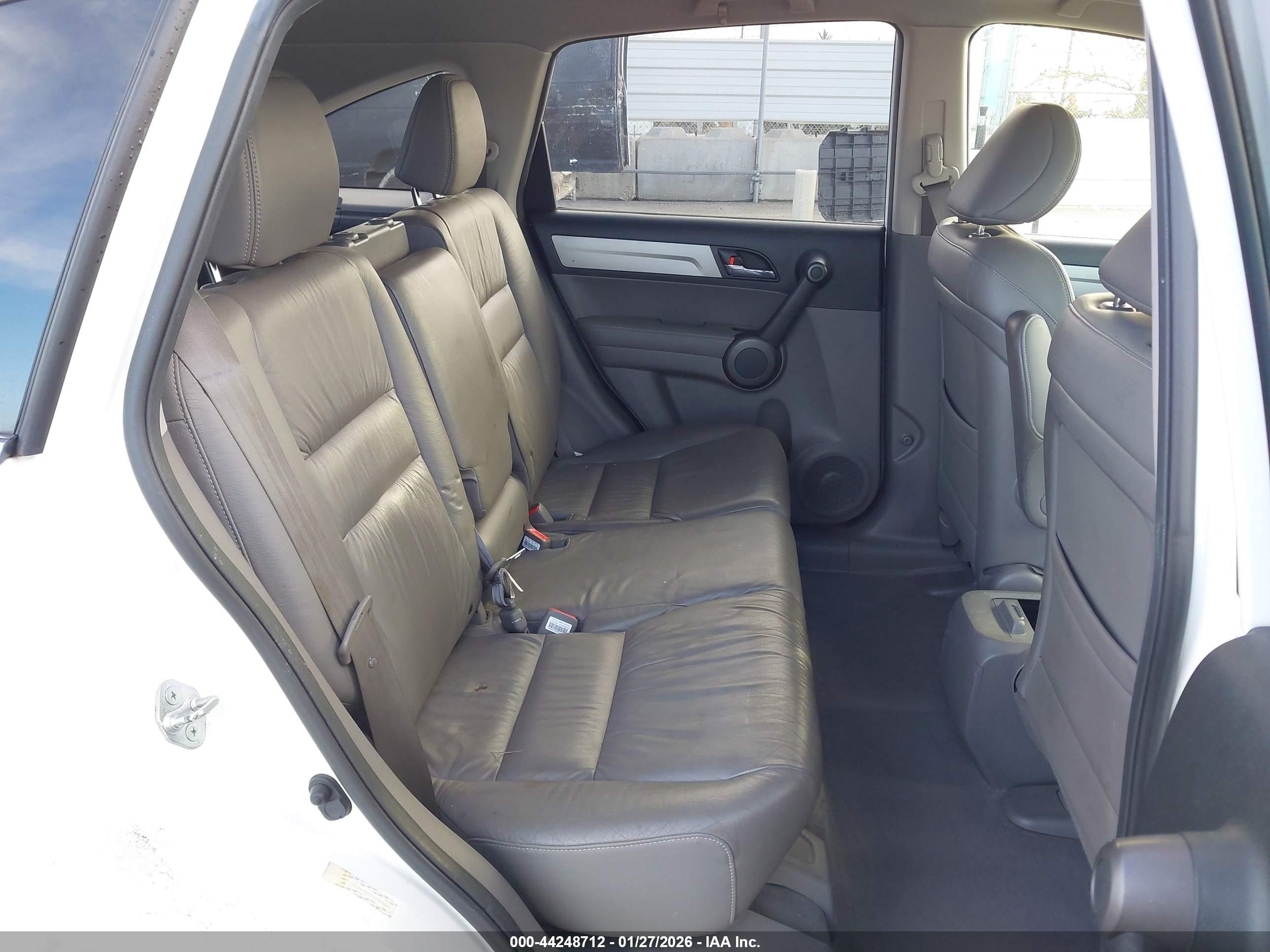 HONDA CR-V image 8