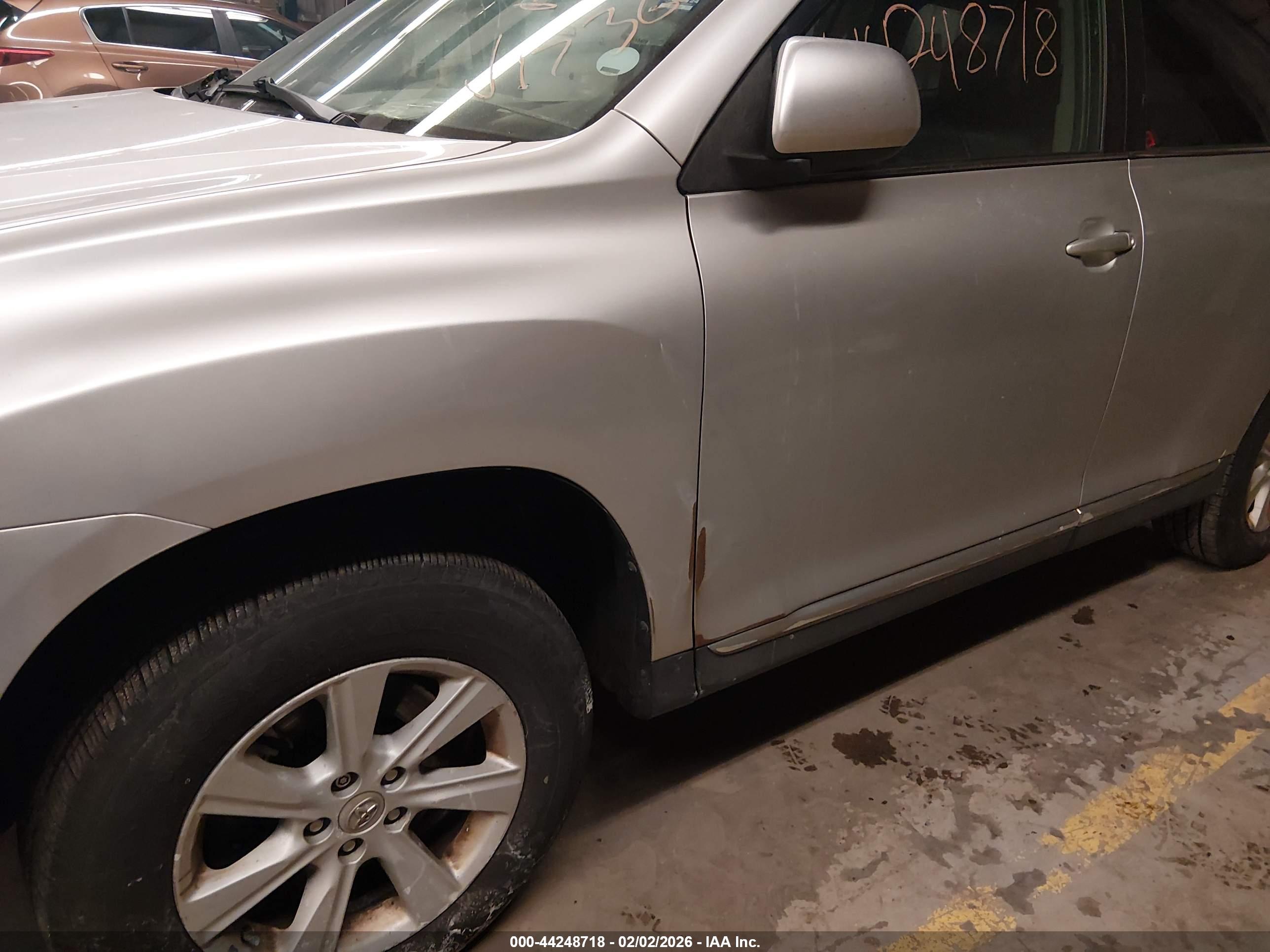 TOYOTA HIGHLANDER image 6