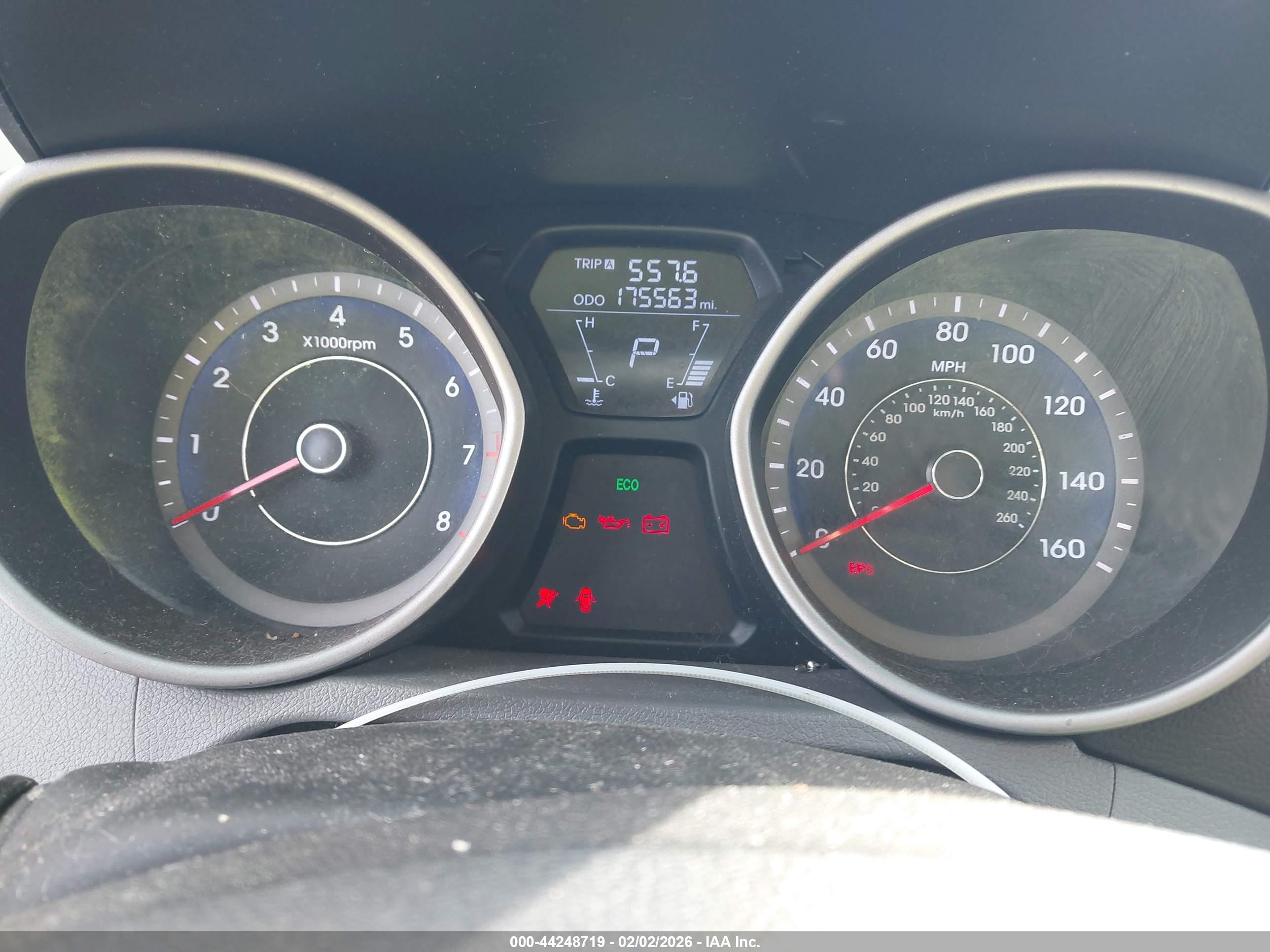 HYUNDAI ELANTRA image 7