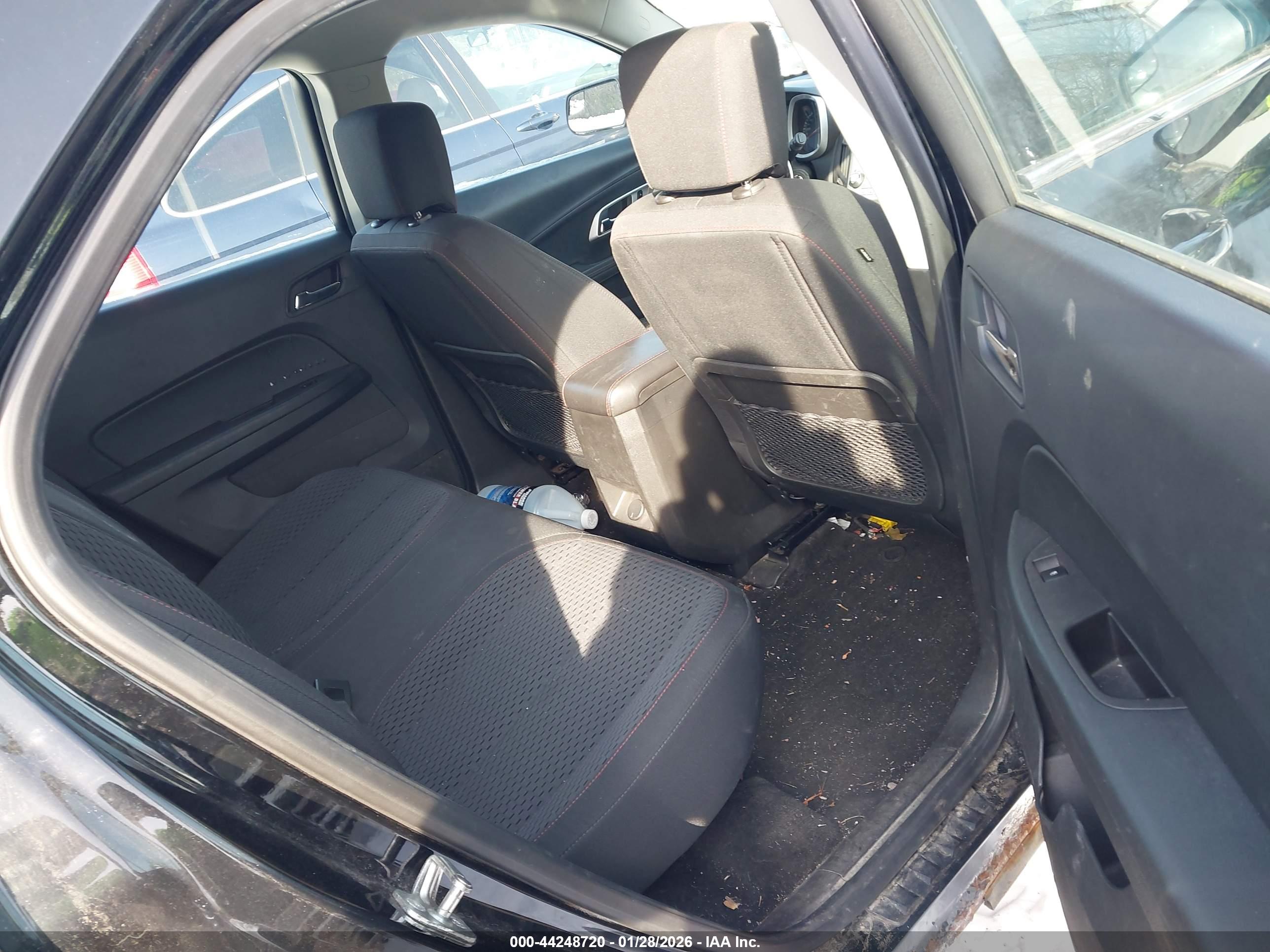 CHEVROLET EQUINOX image 8