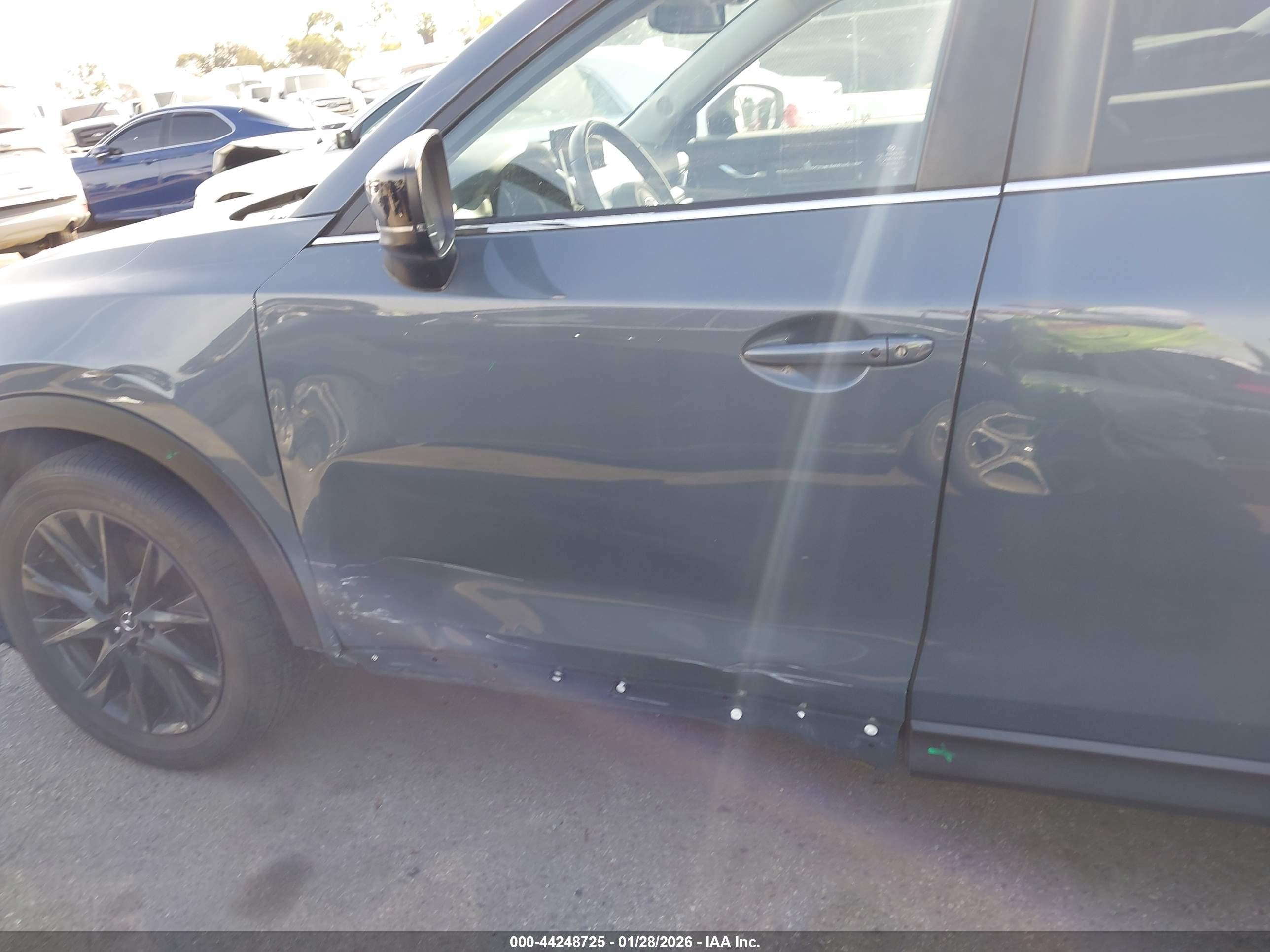 MAZDA CX-5 image 6