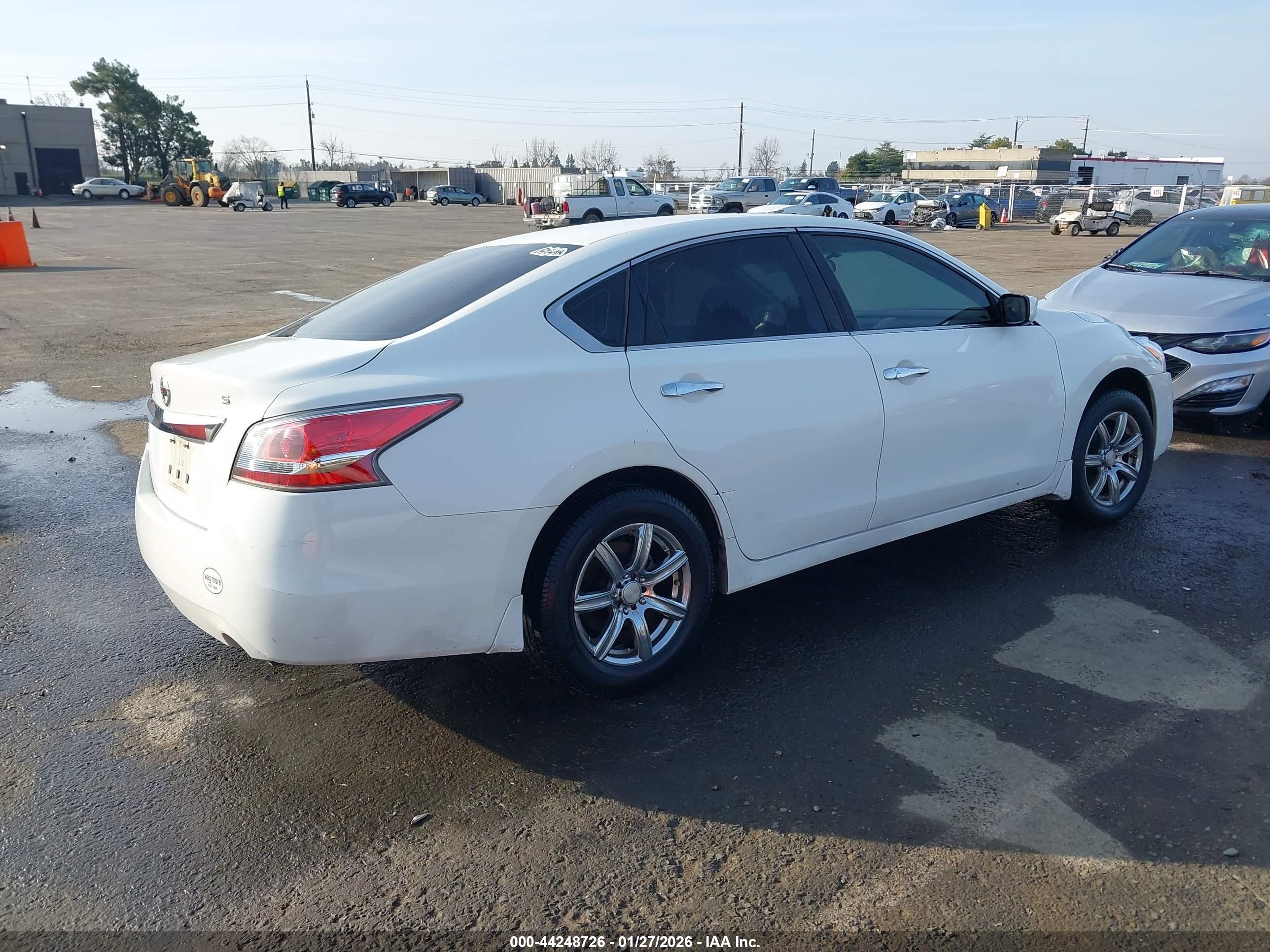 NISSAN ALTIMA image 4