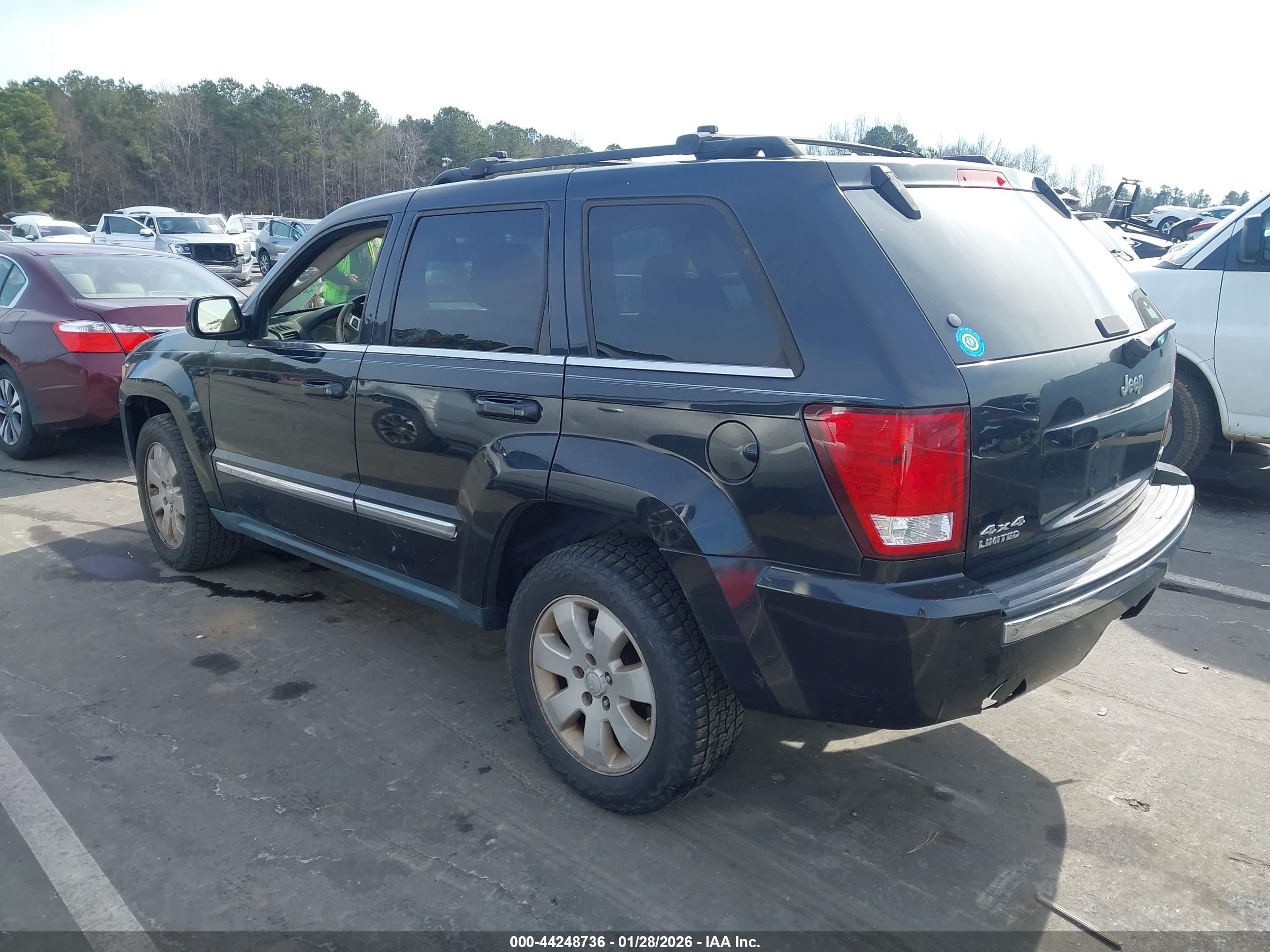 JEEP GRAND image 3
