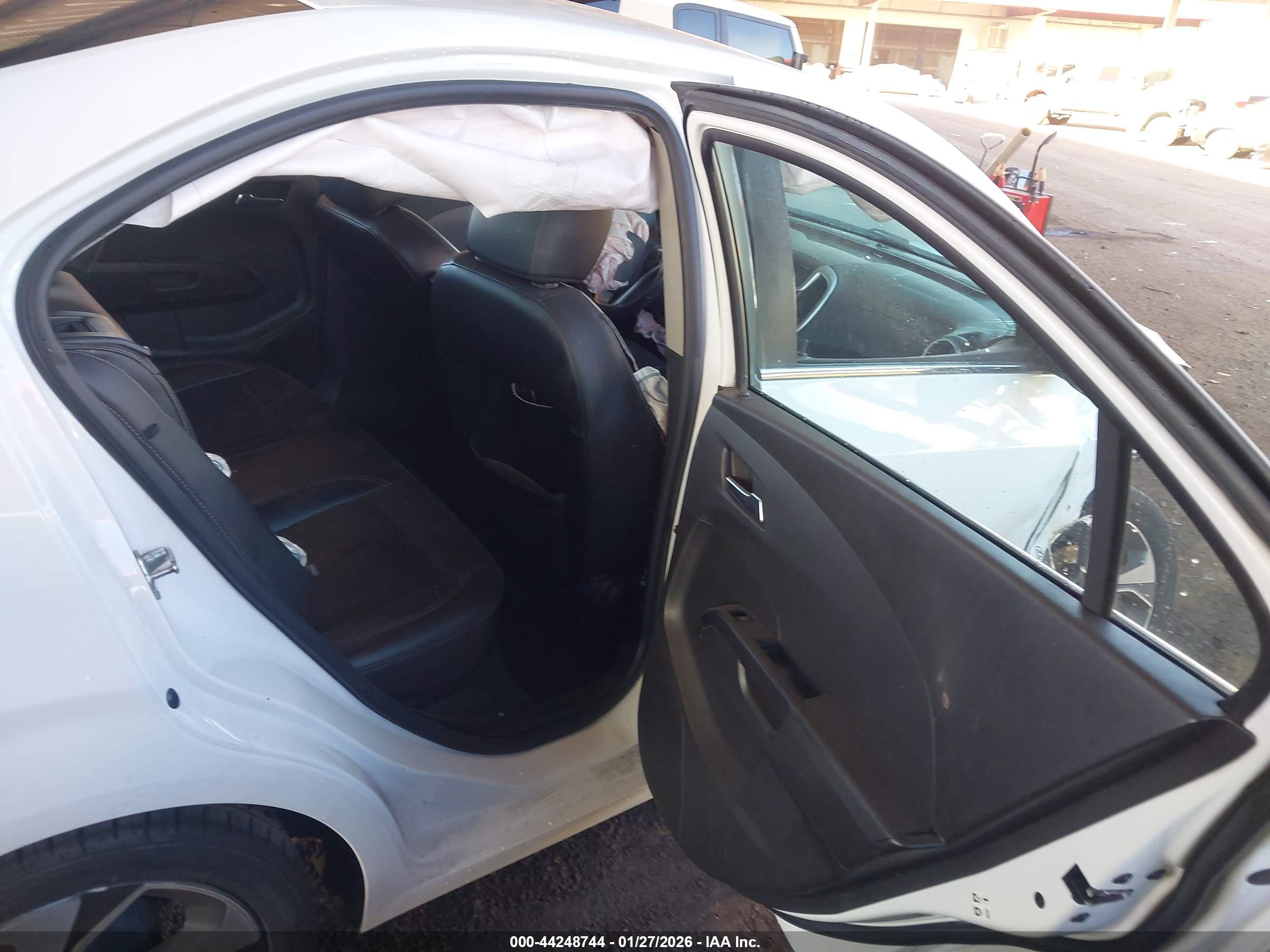 CHEVROLET SONIC image 8