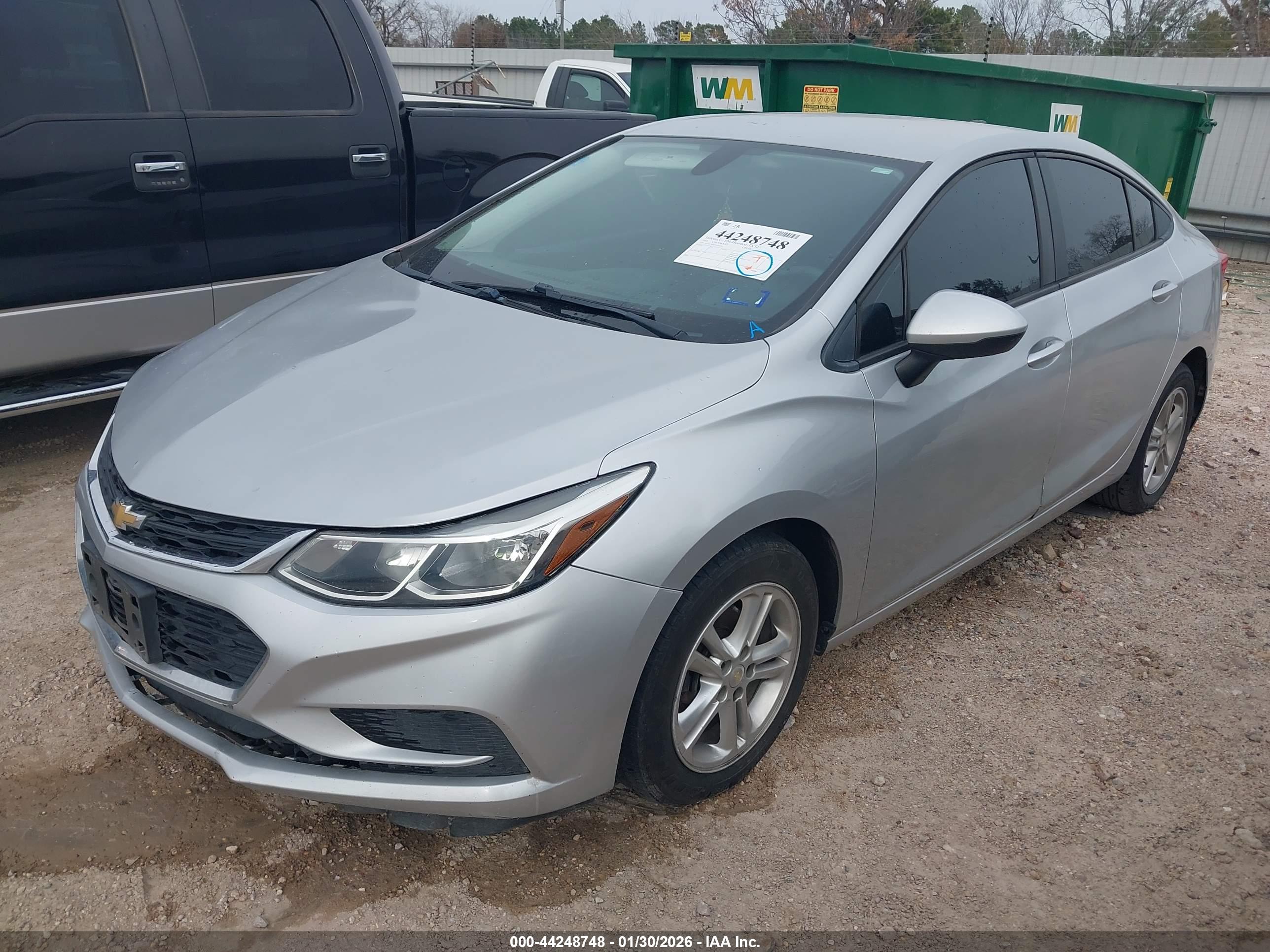 CHEVROLET CRUZE image 2