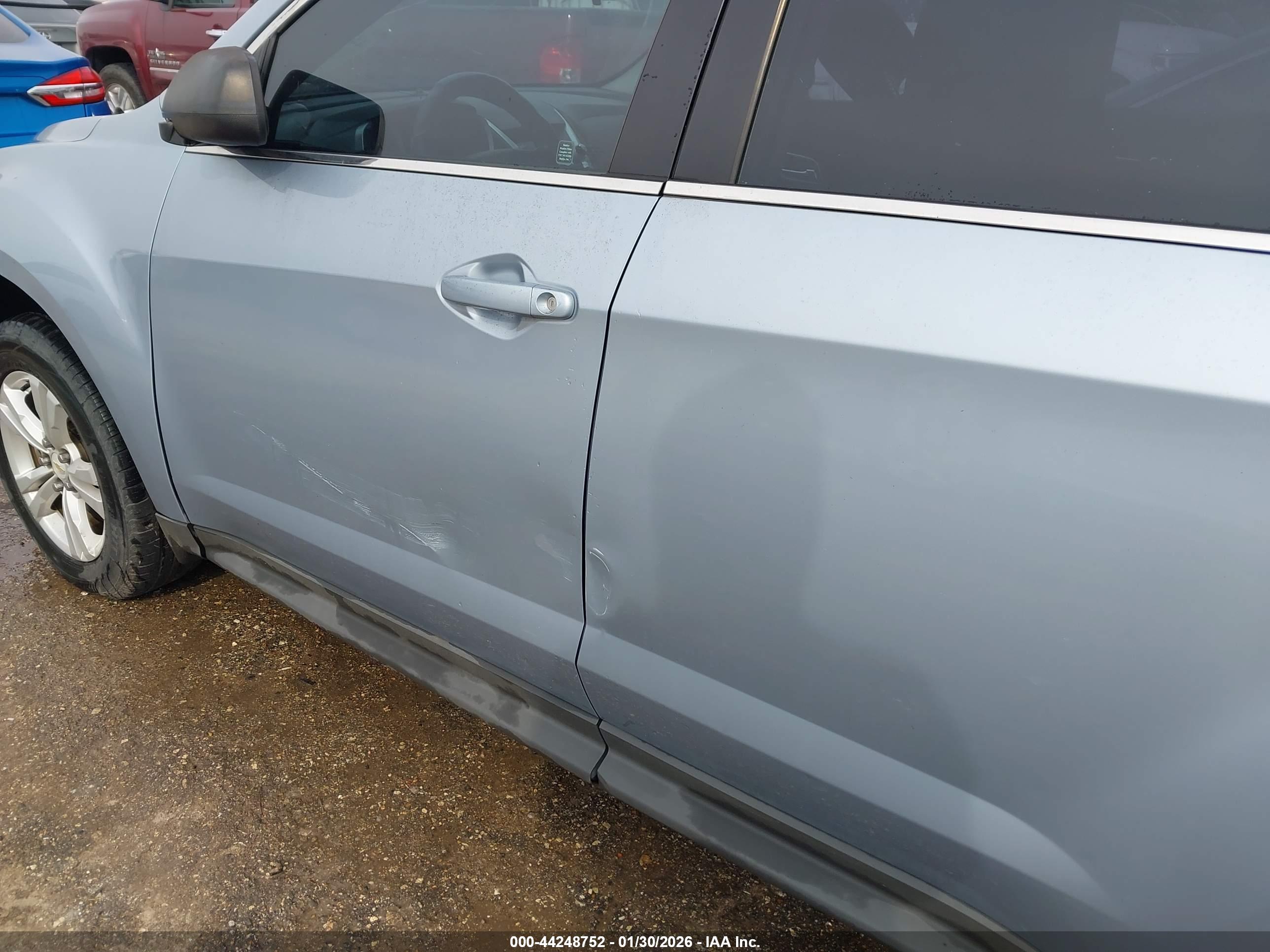 CHEVROLET EQUINOX image 6