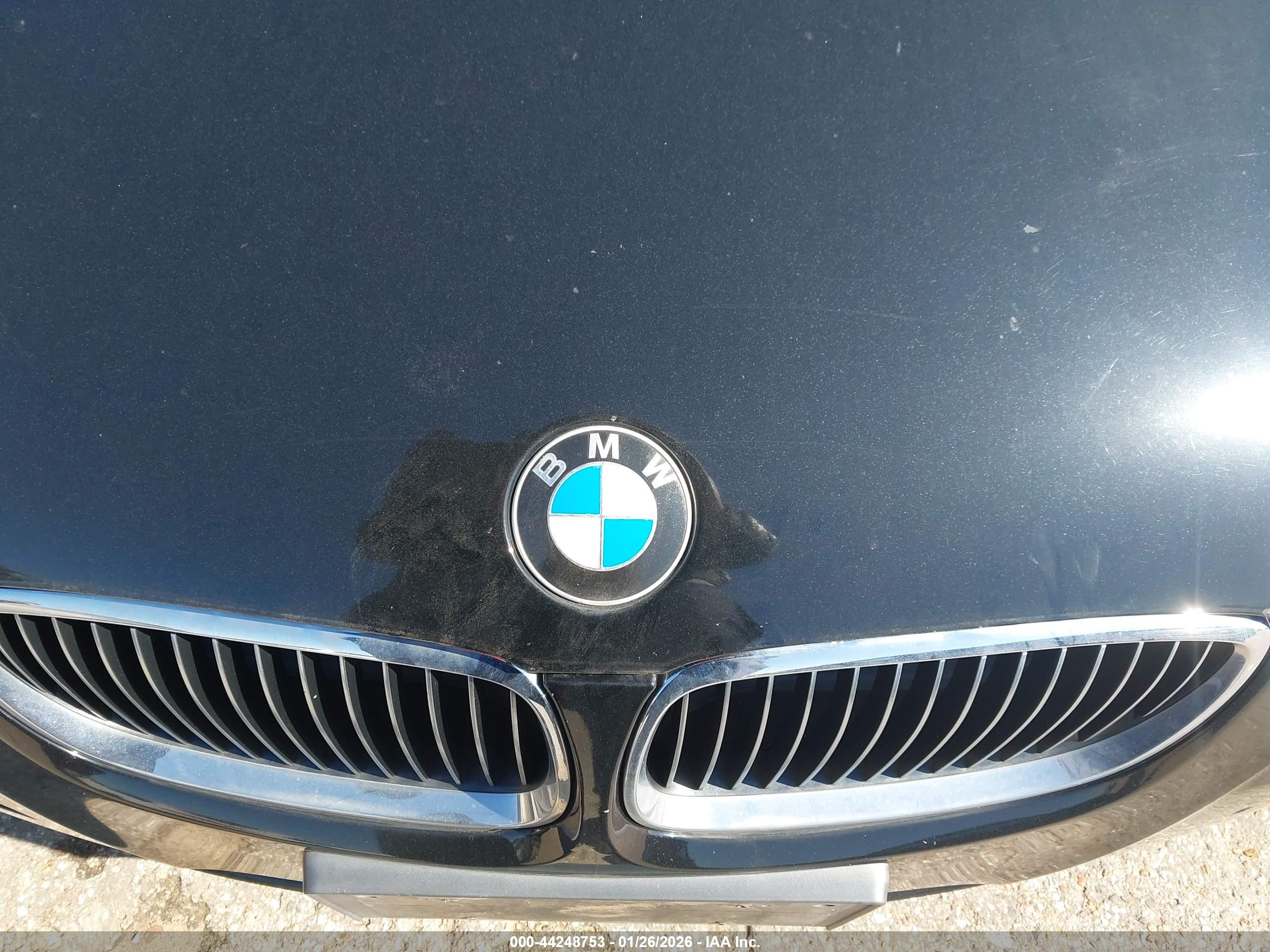 BMW 335I image 6