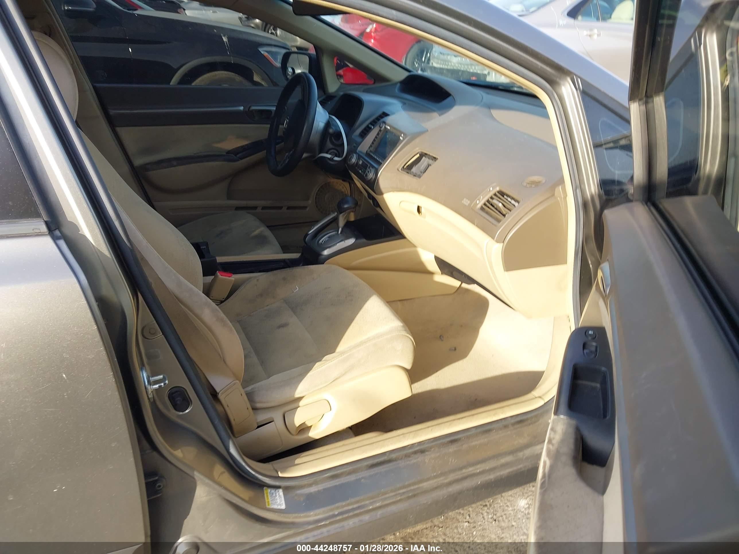 HONDA CIVIC image 5