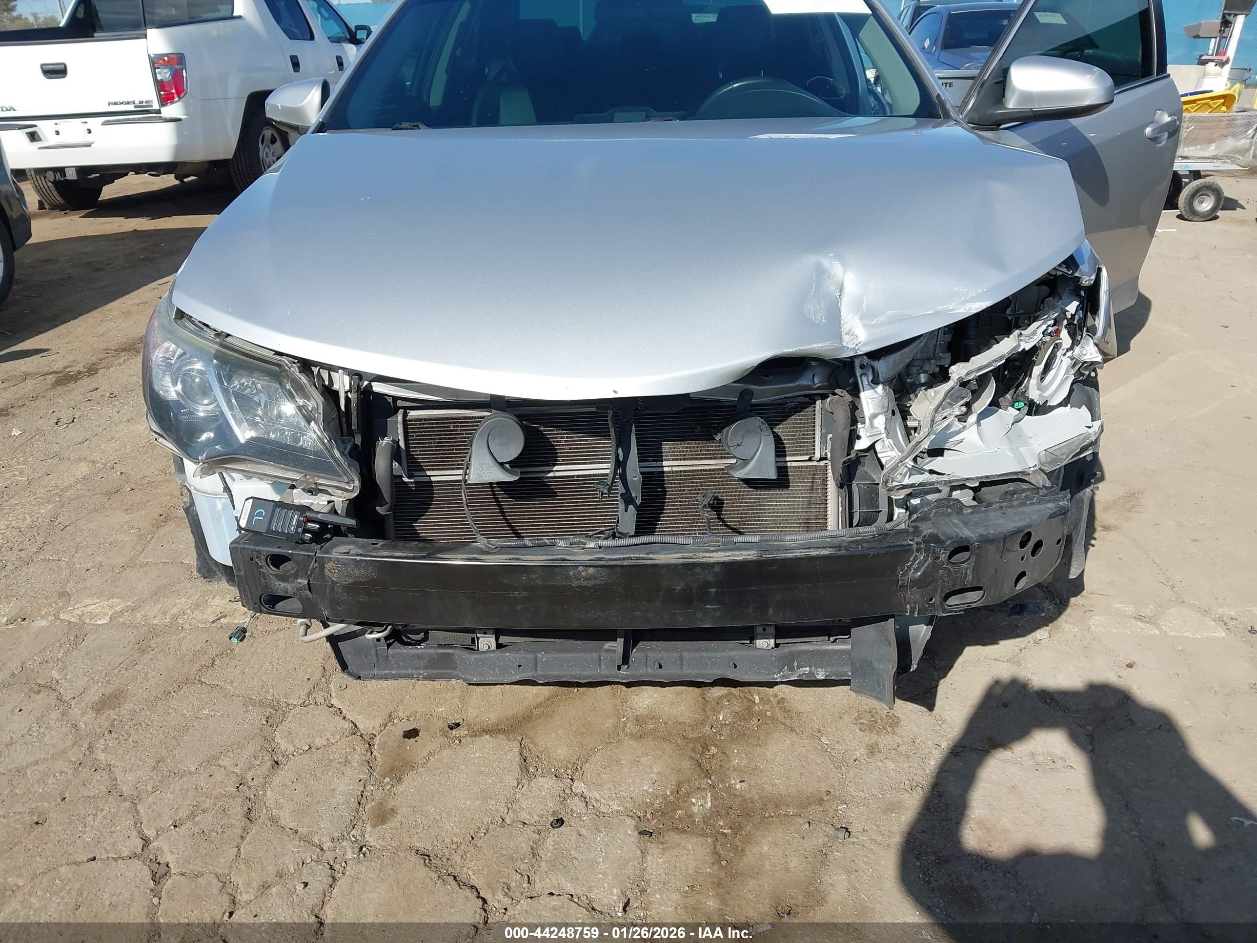 TOYOTA CAMRY image 6