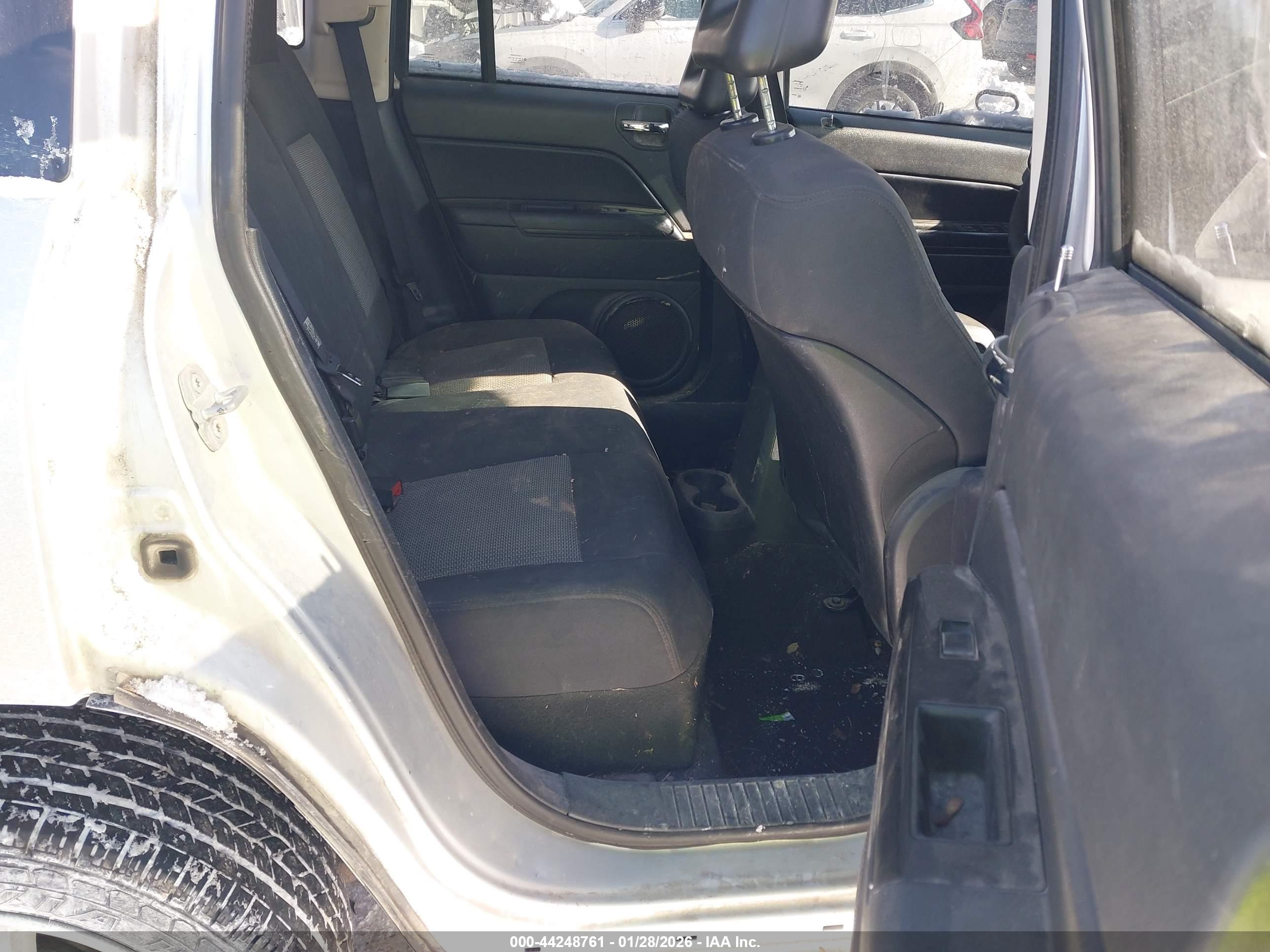 JEEP COMPASS image 8