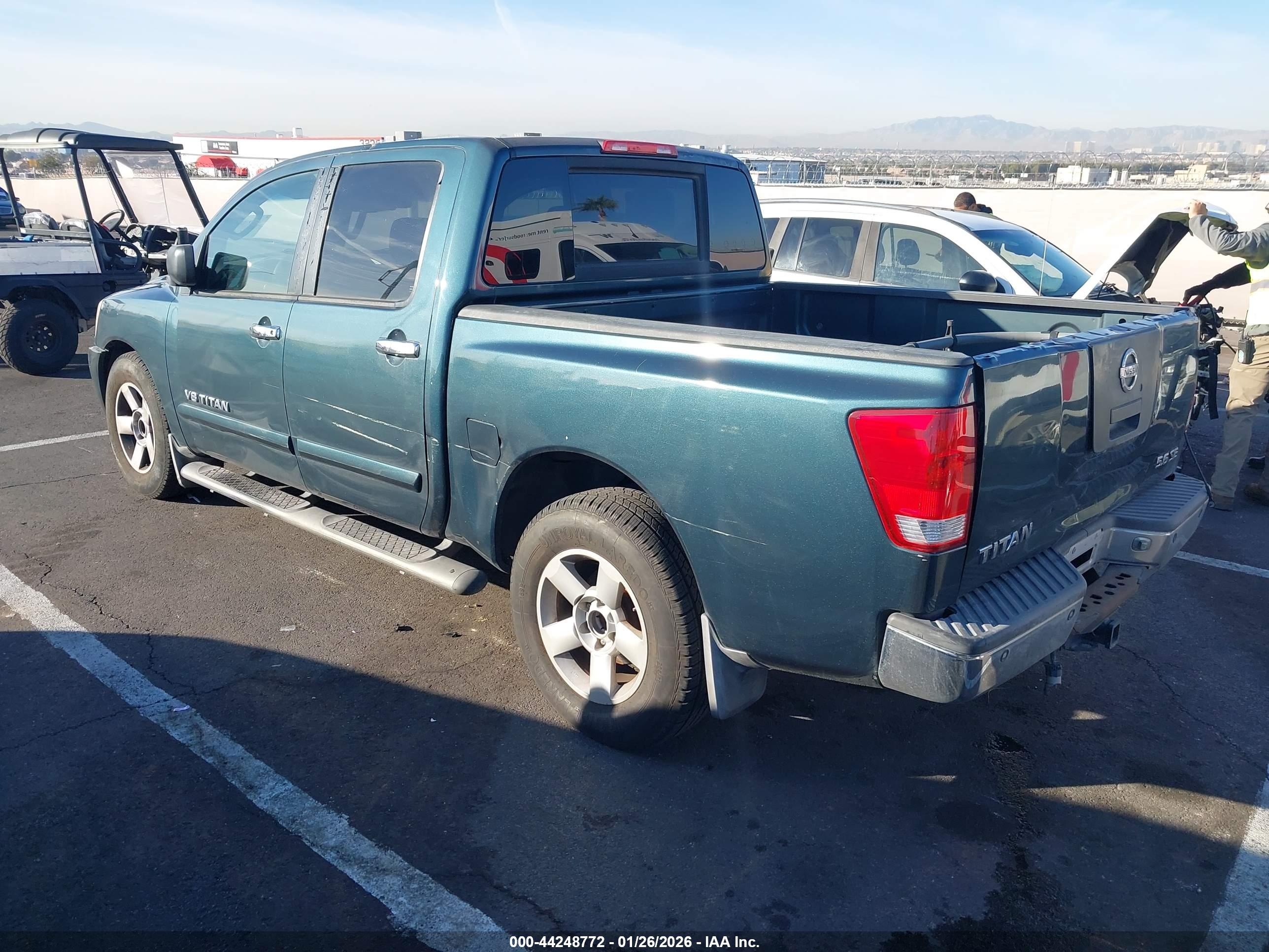 NISSAN TITAN image 3