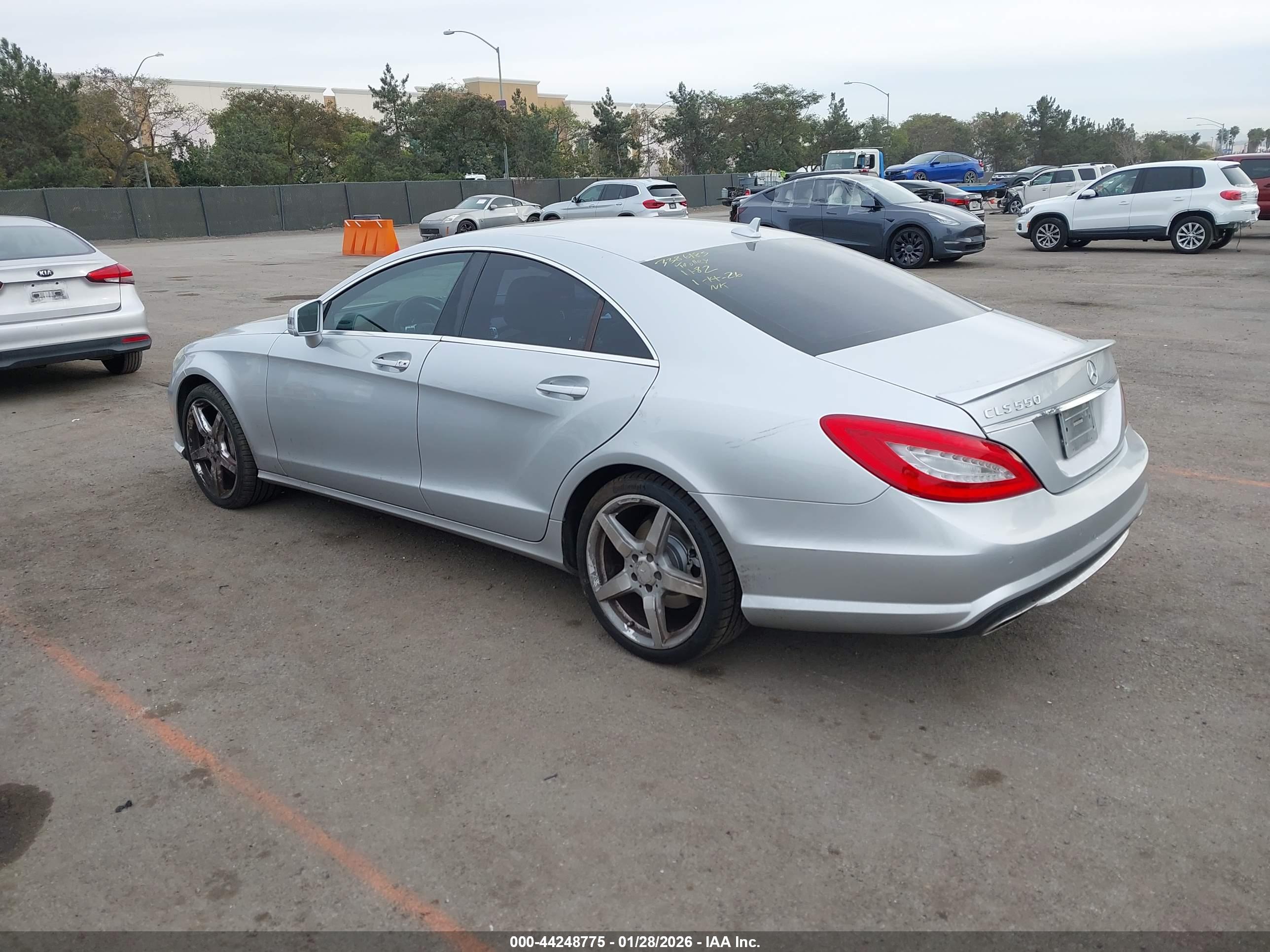 MERCEDES-BENZ CLS image 3