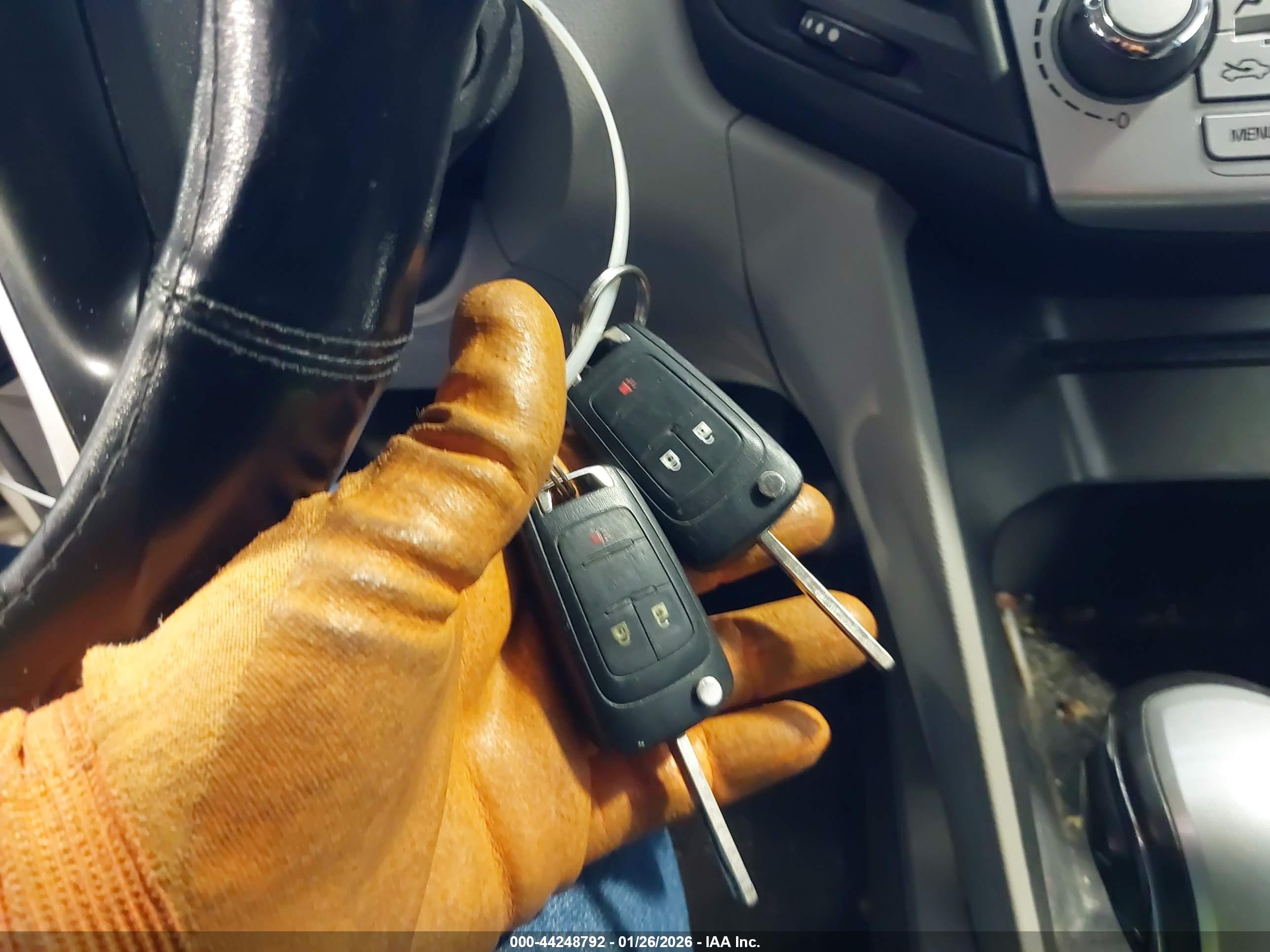 CHEVROLET EQUINOX image 11
