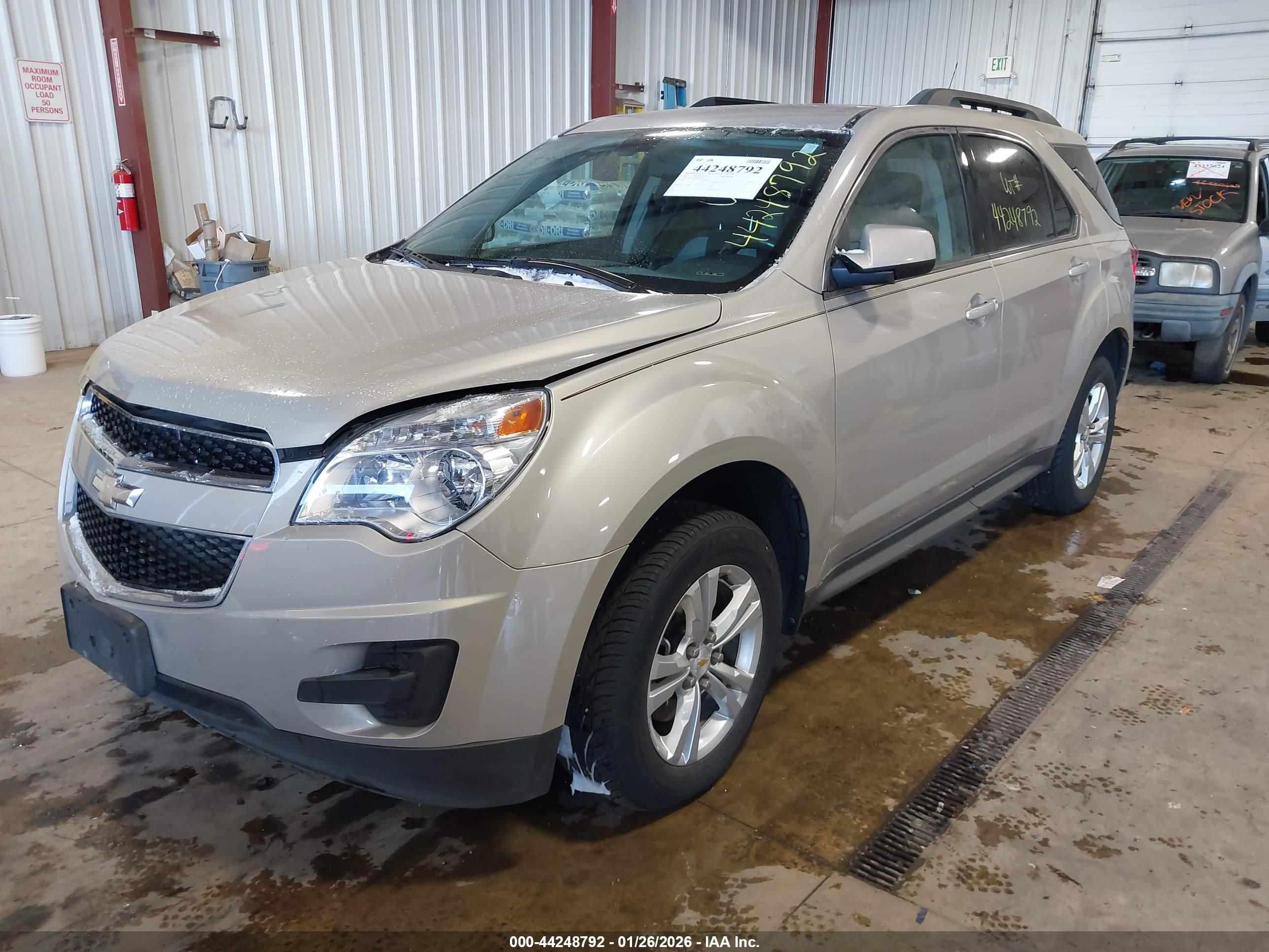 CHEVROLET EQUINOX image 2