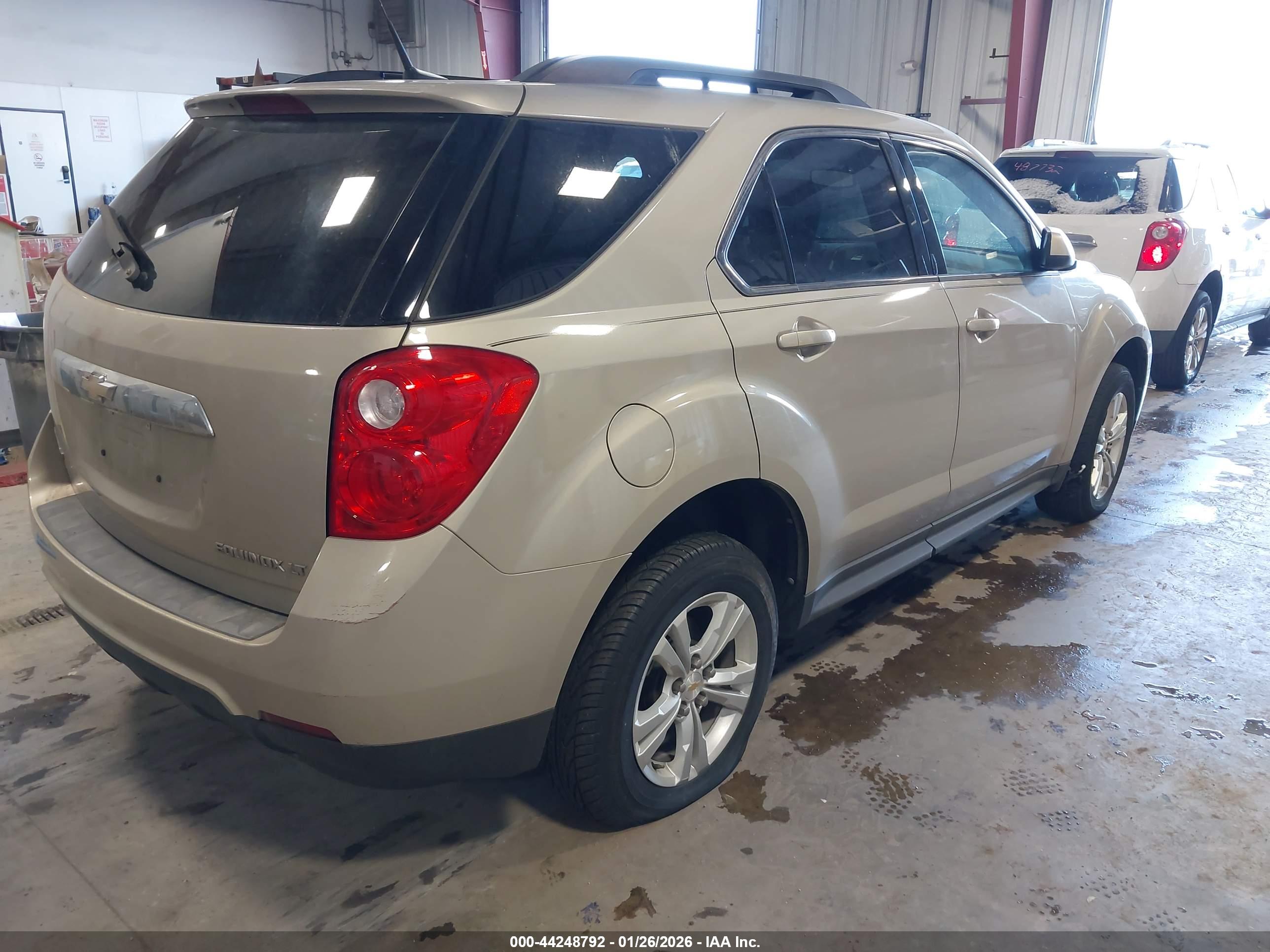 CHEVROLET EQUINOX image 4