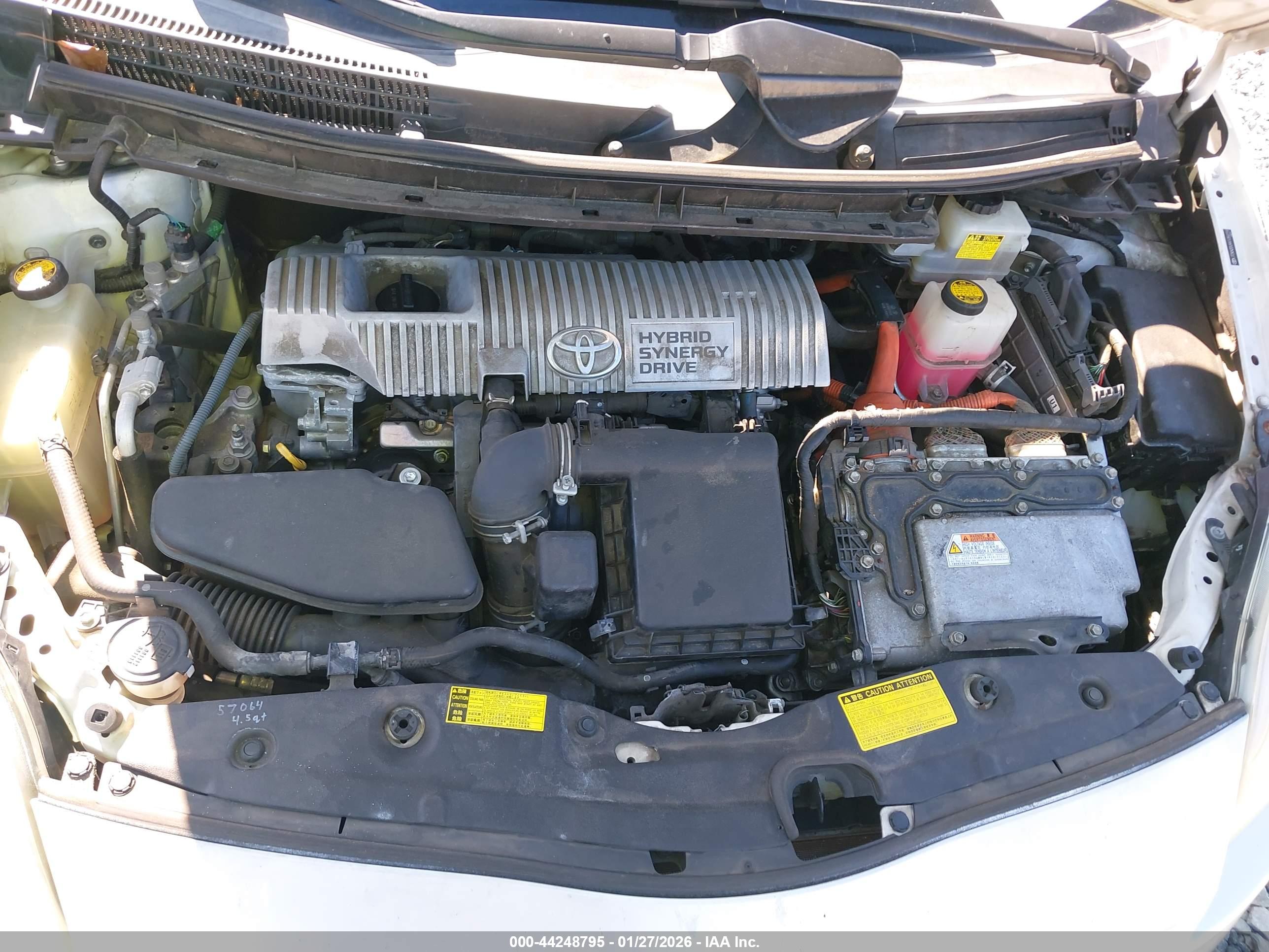 TOYOTA PRIUS image 10