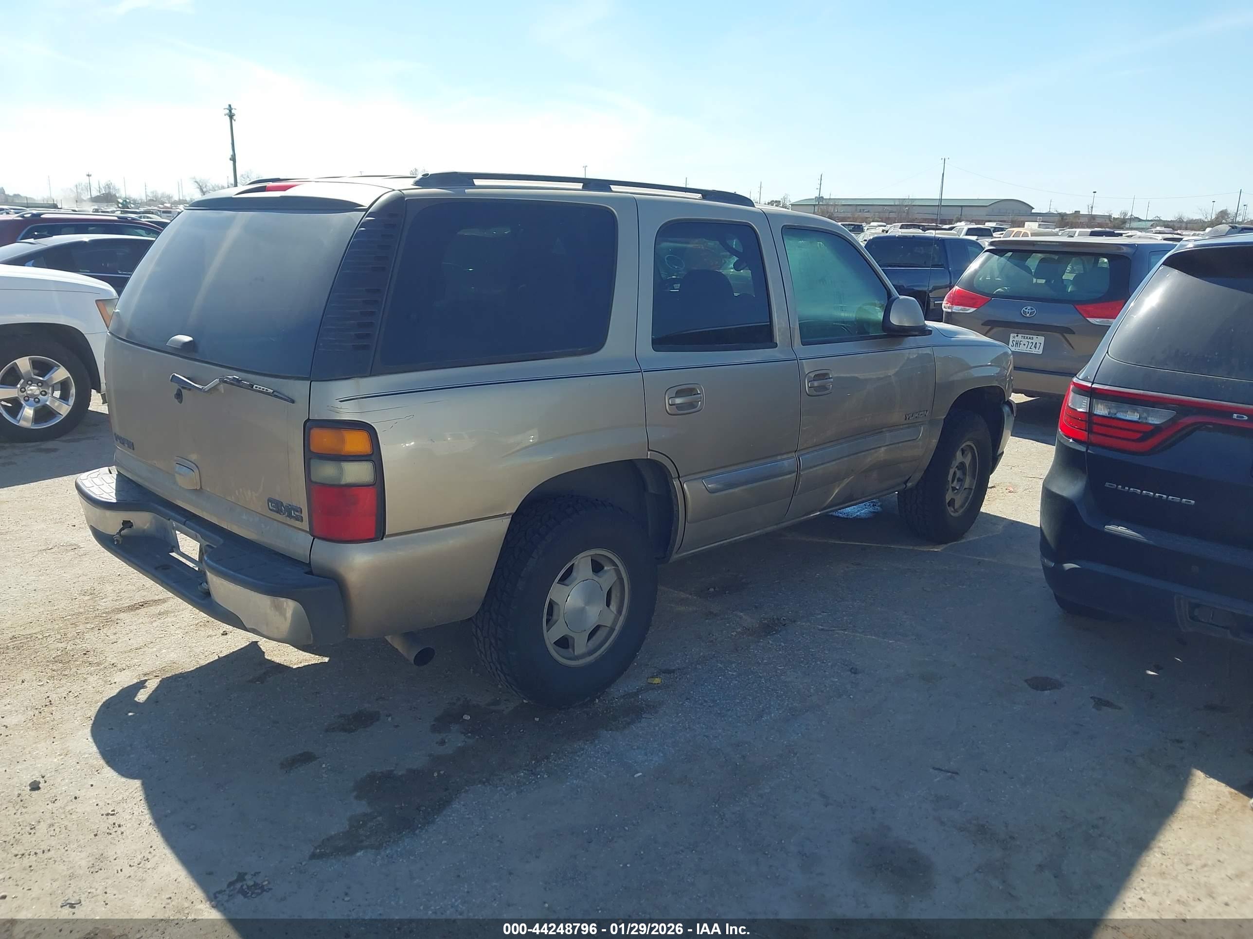 GMC YUKON image 4