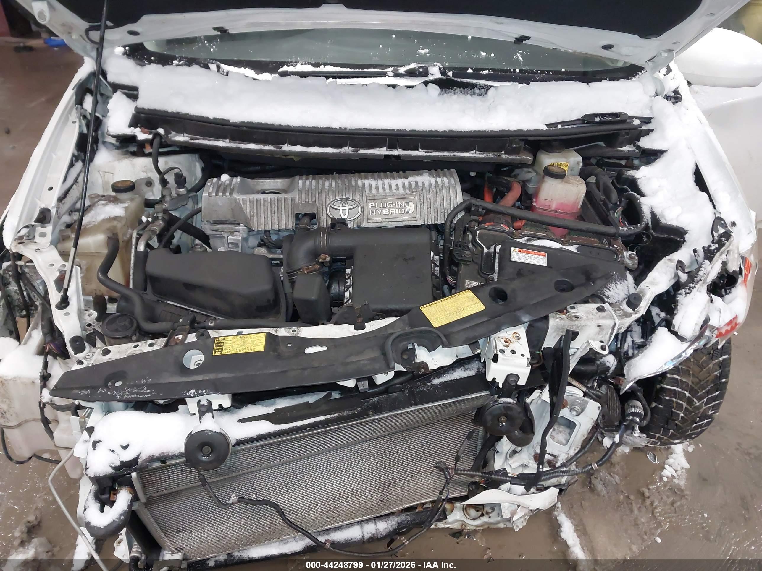TOYOTA PRIUS image 10