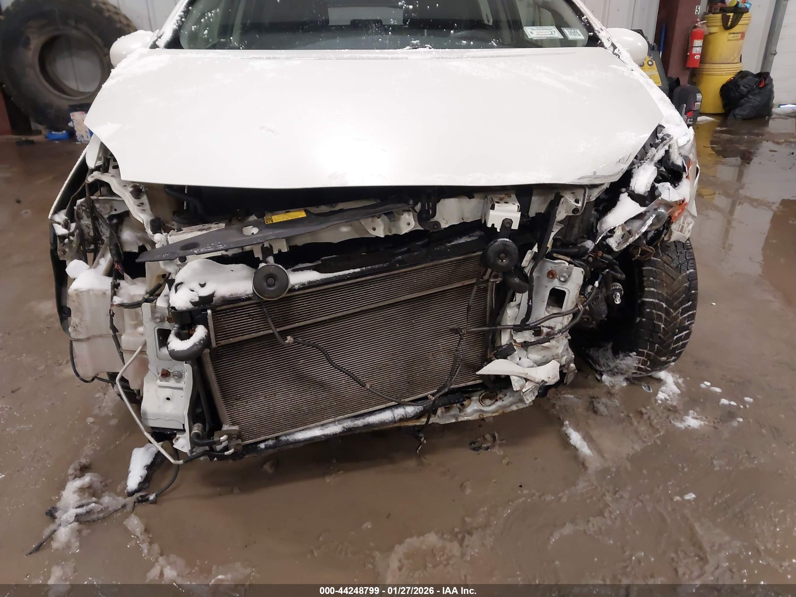 TOYOTA PRIUS image 6