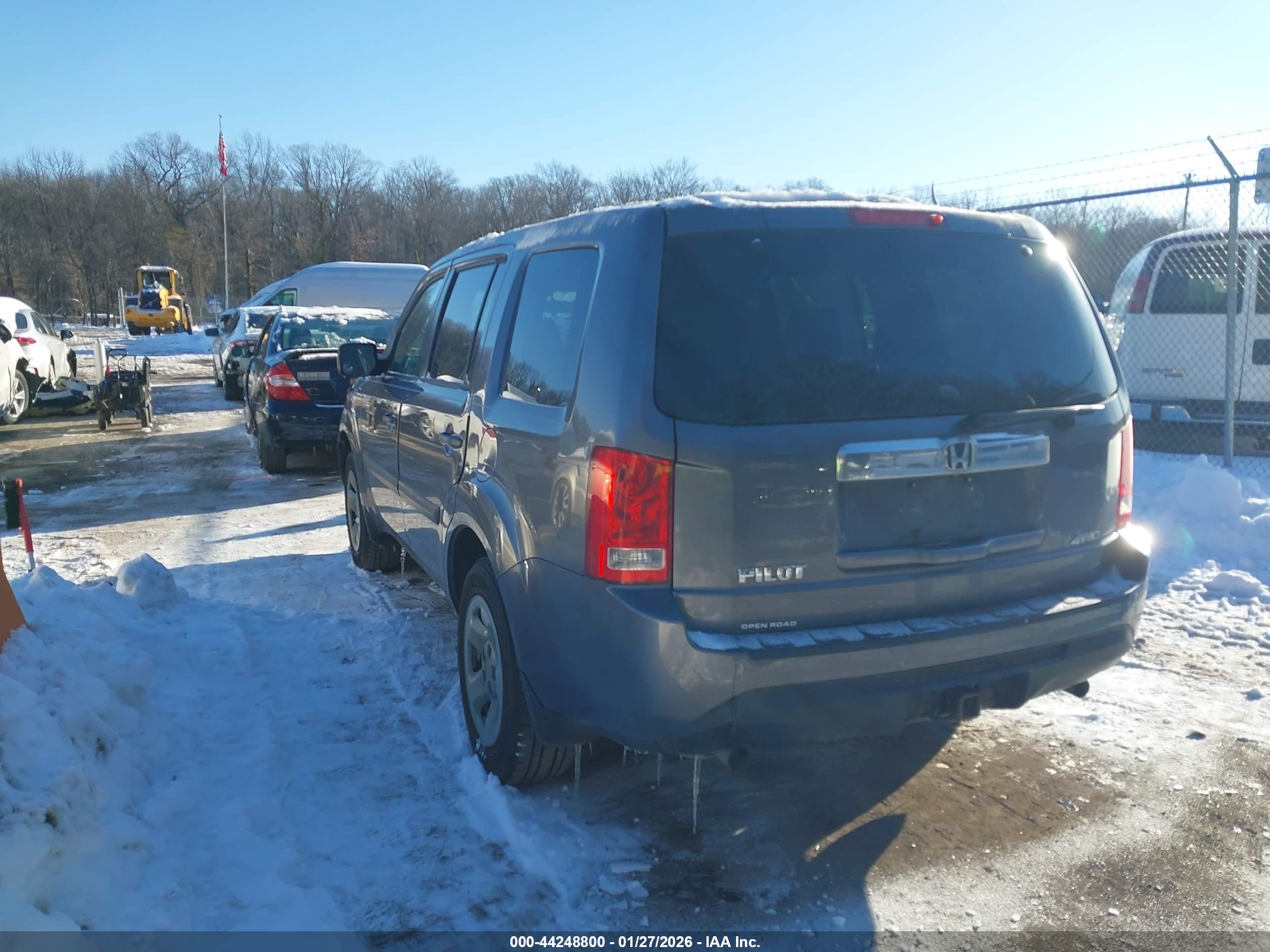 HONDA PILOT image 3