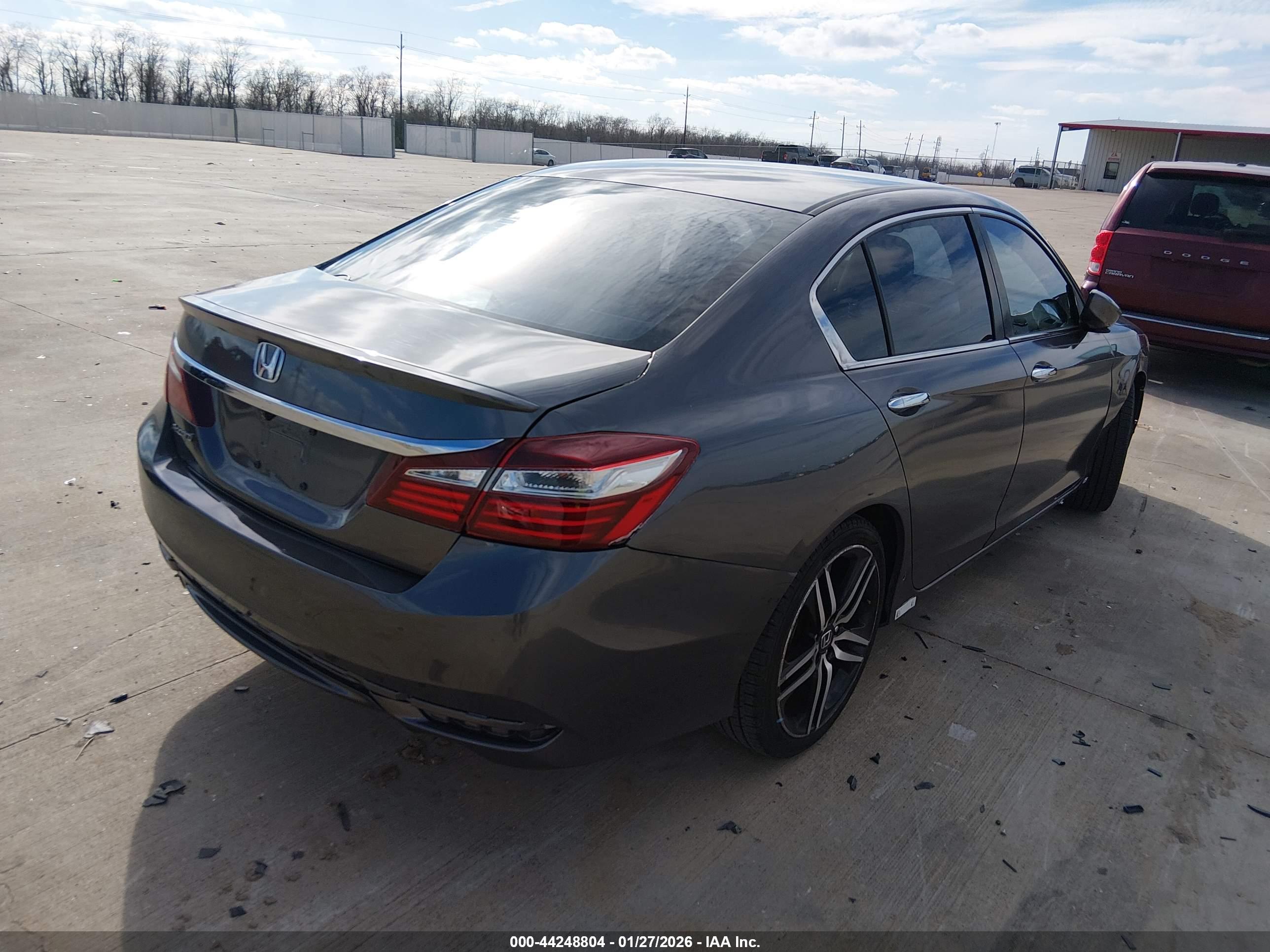HONDA ACCORD image 4