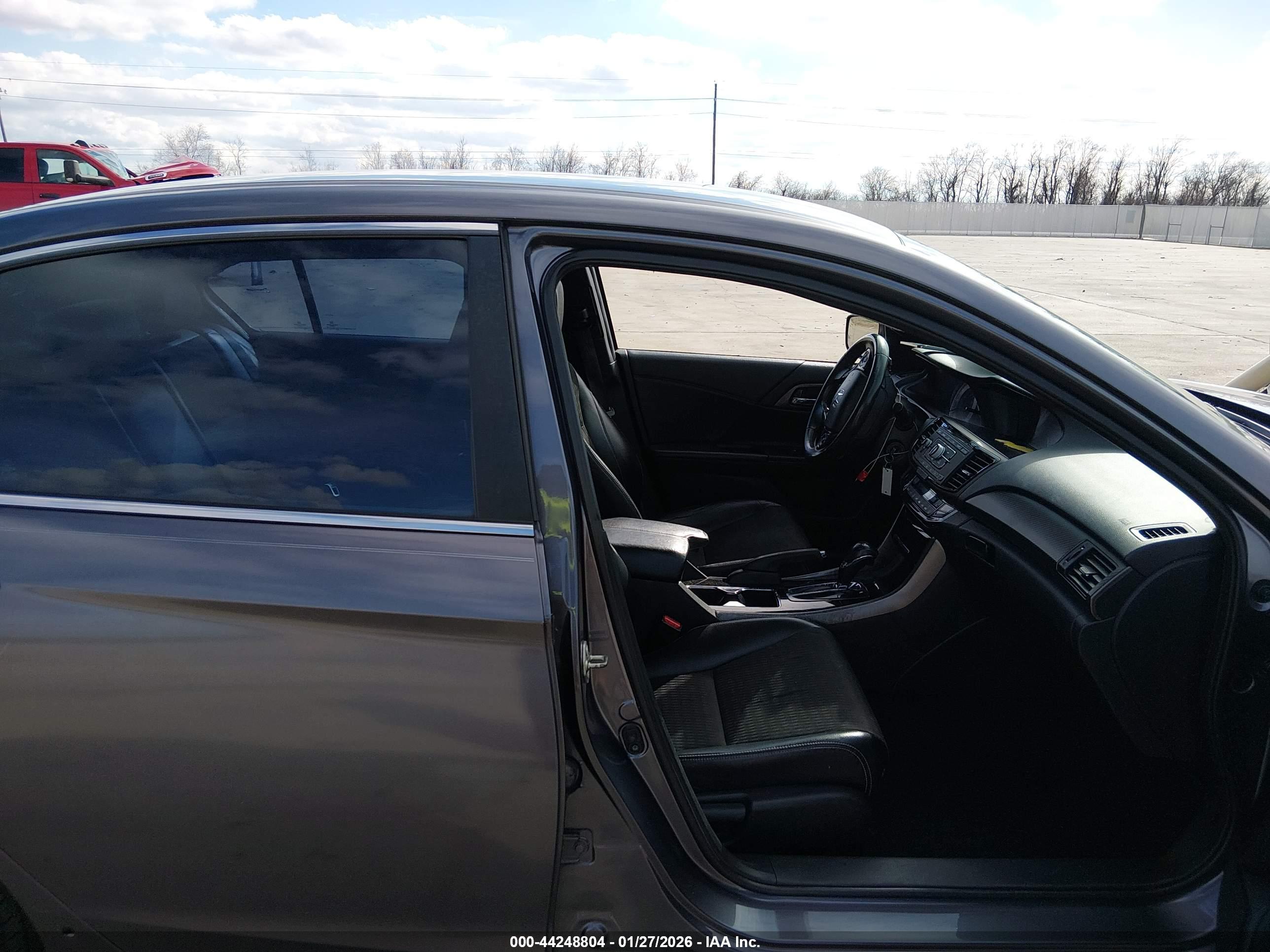 HONDA ACCORD image 5