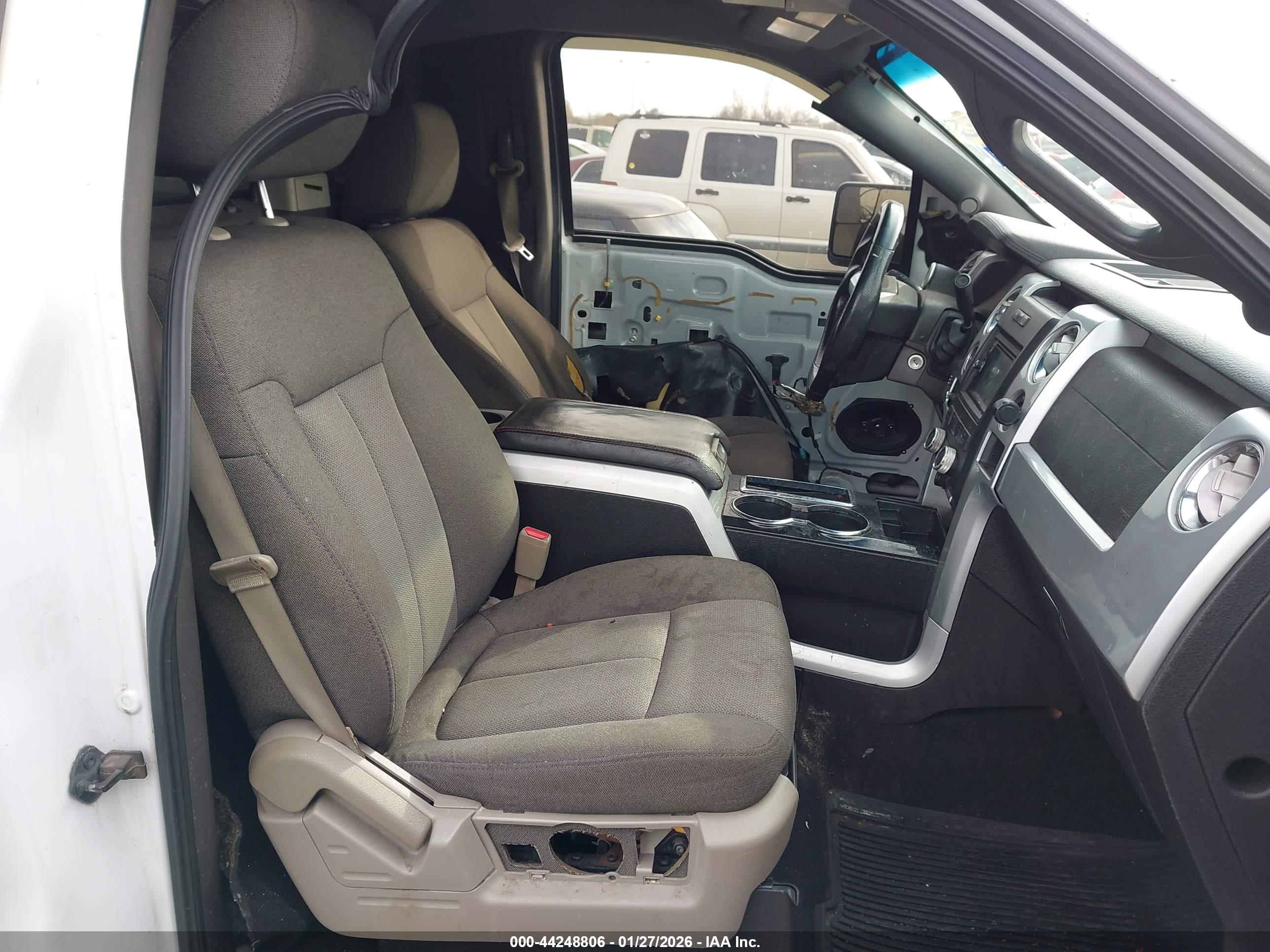 FORD F-150 image 8