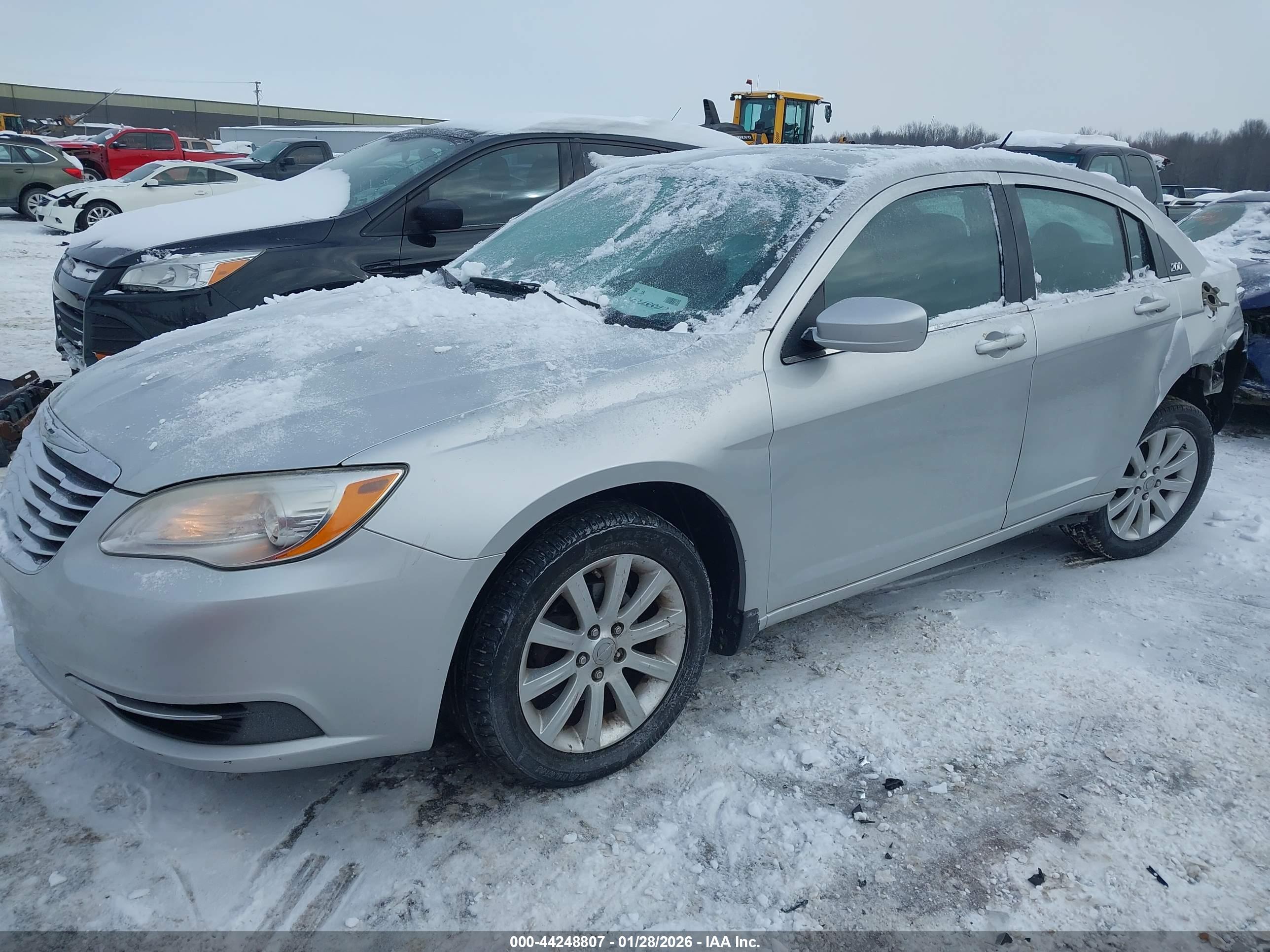 CHRYSLER 200 image 2