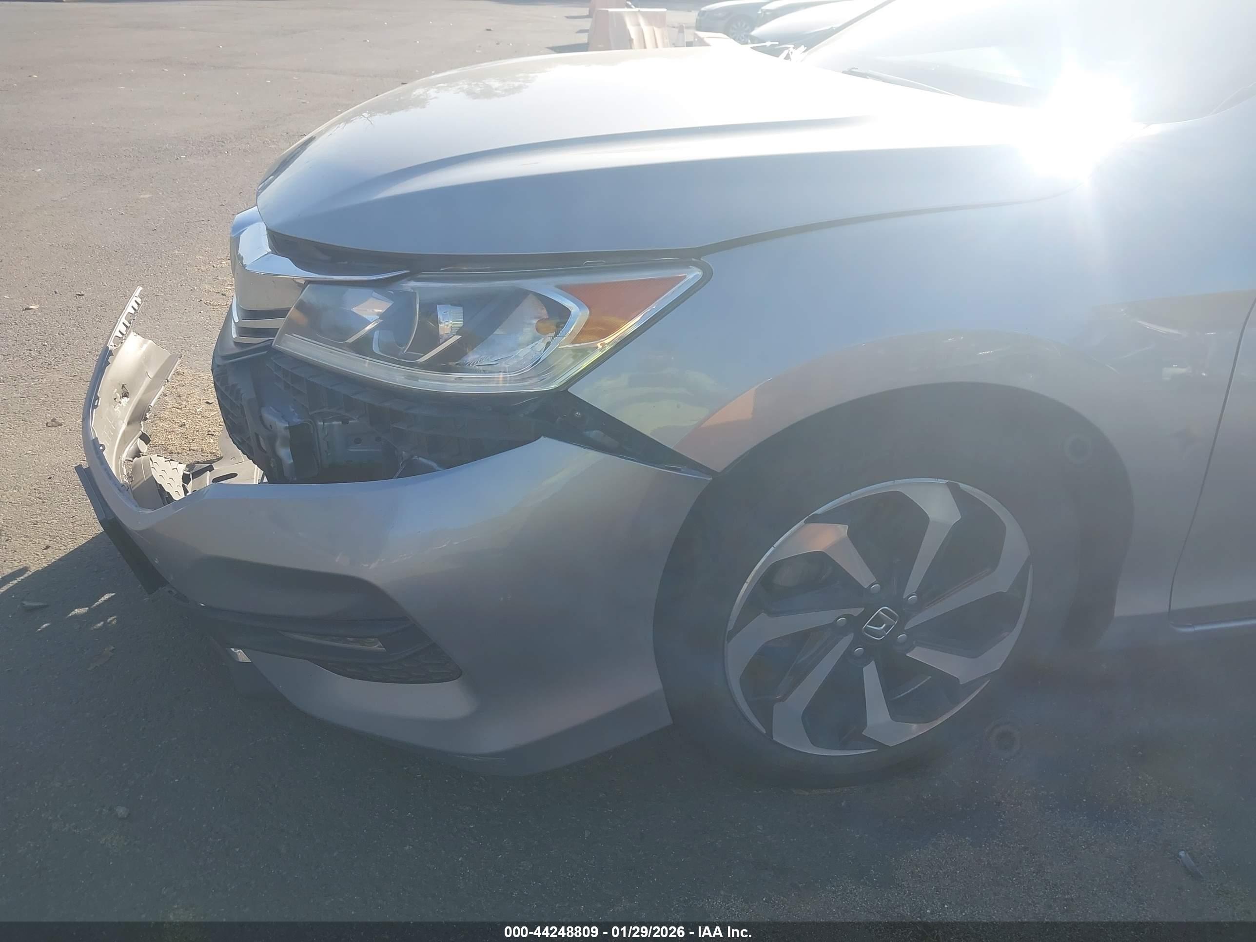 HONDA ACCORD image 6