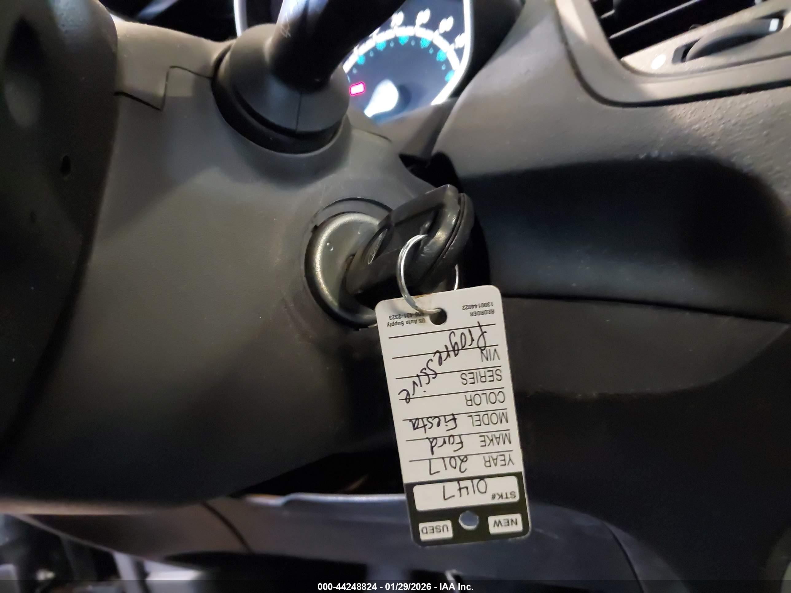 FORD FIESTA image 11